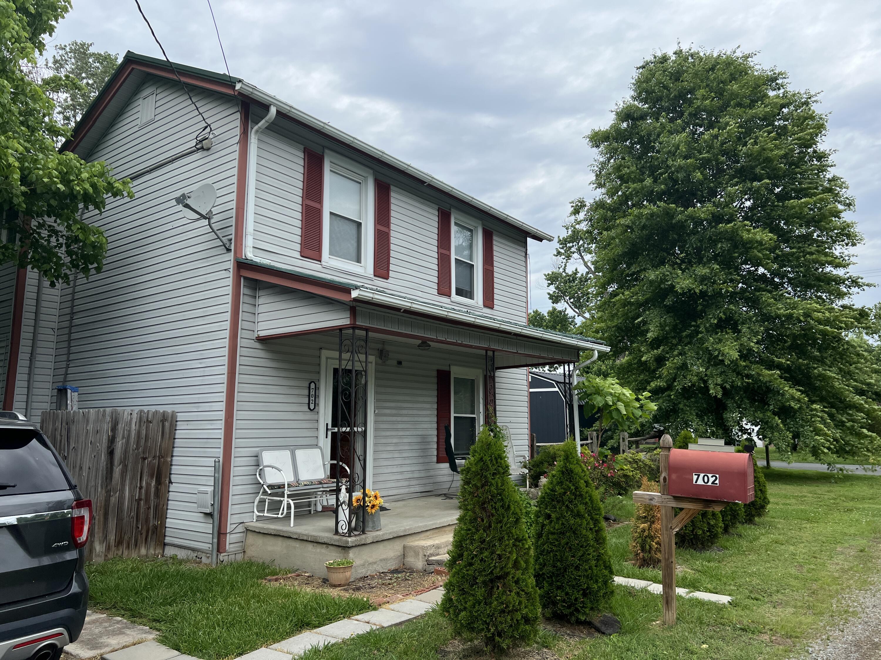 702 Anderson St