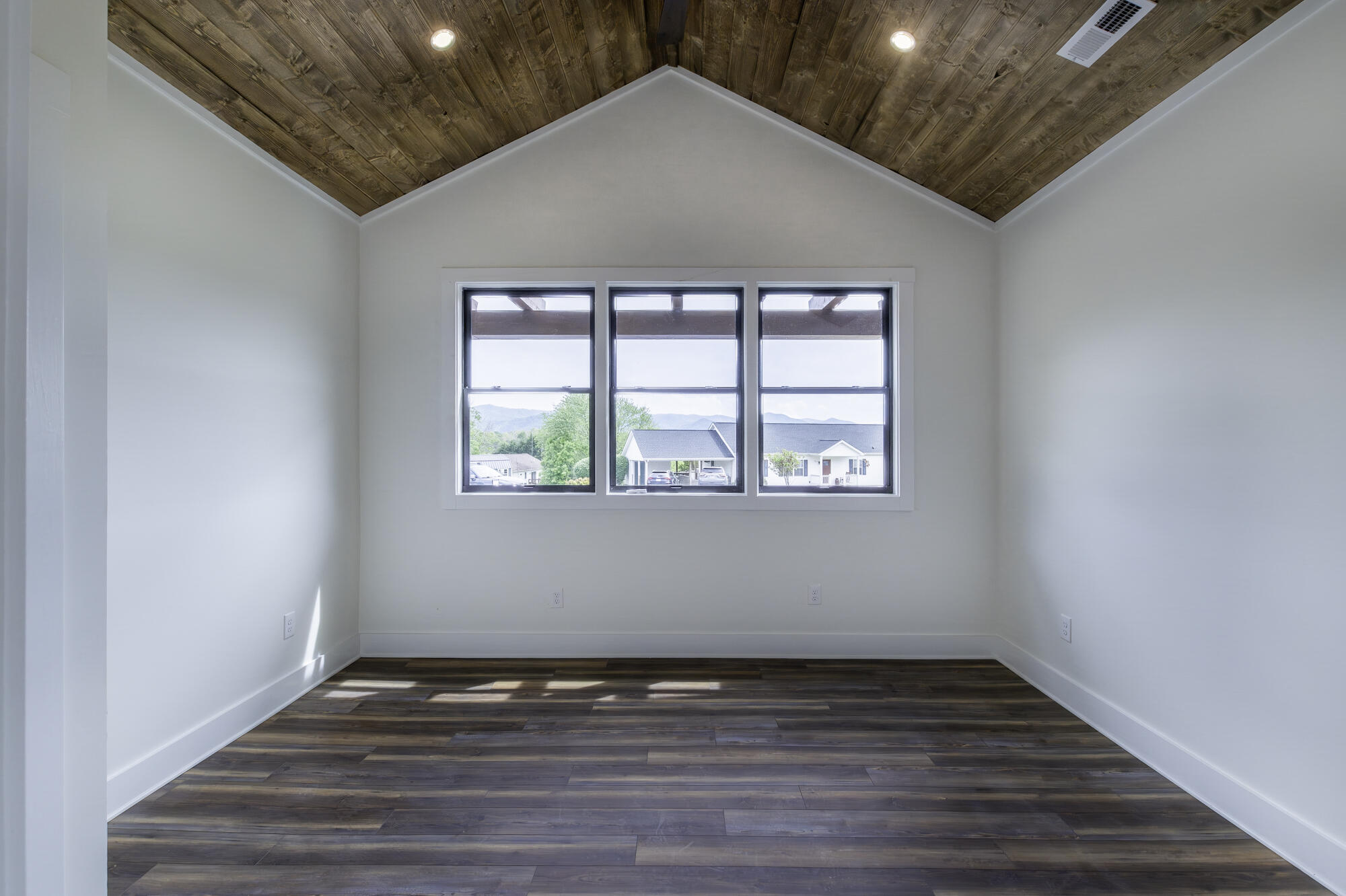 122 Sunset Ridge