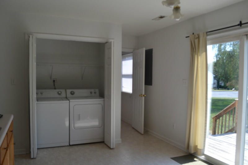 245 DENNY Ln