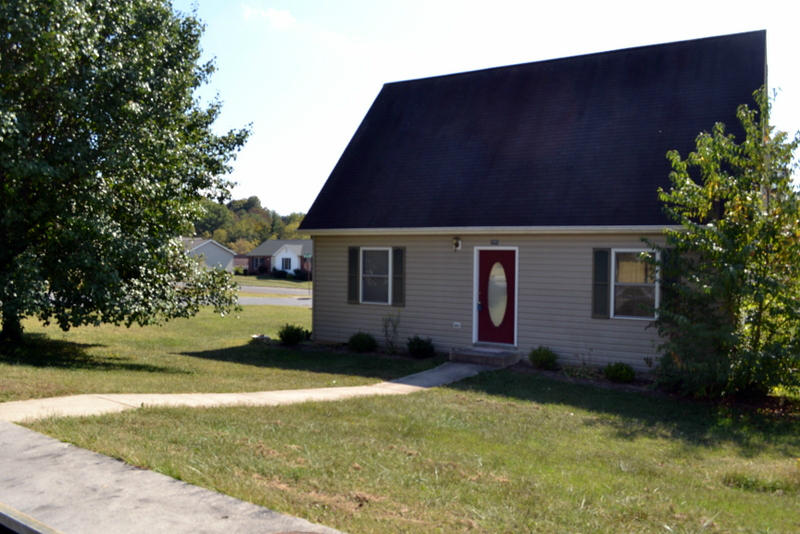 245 DENNY Ln