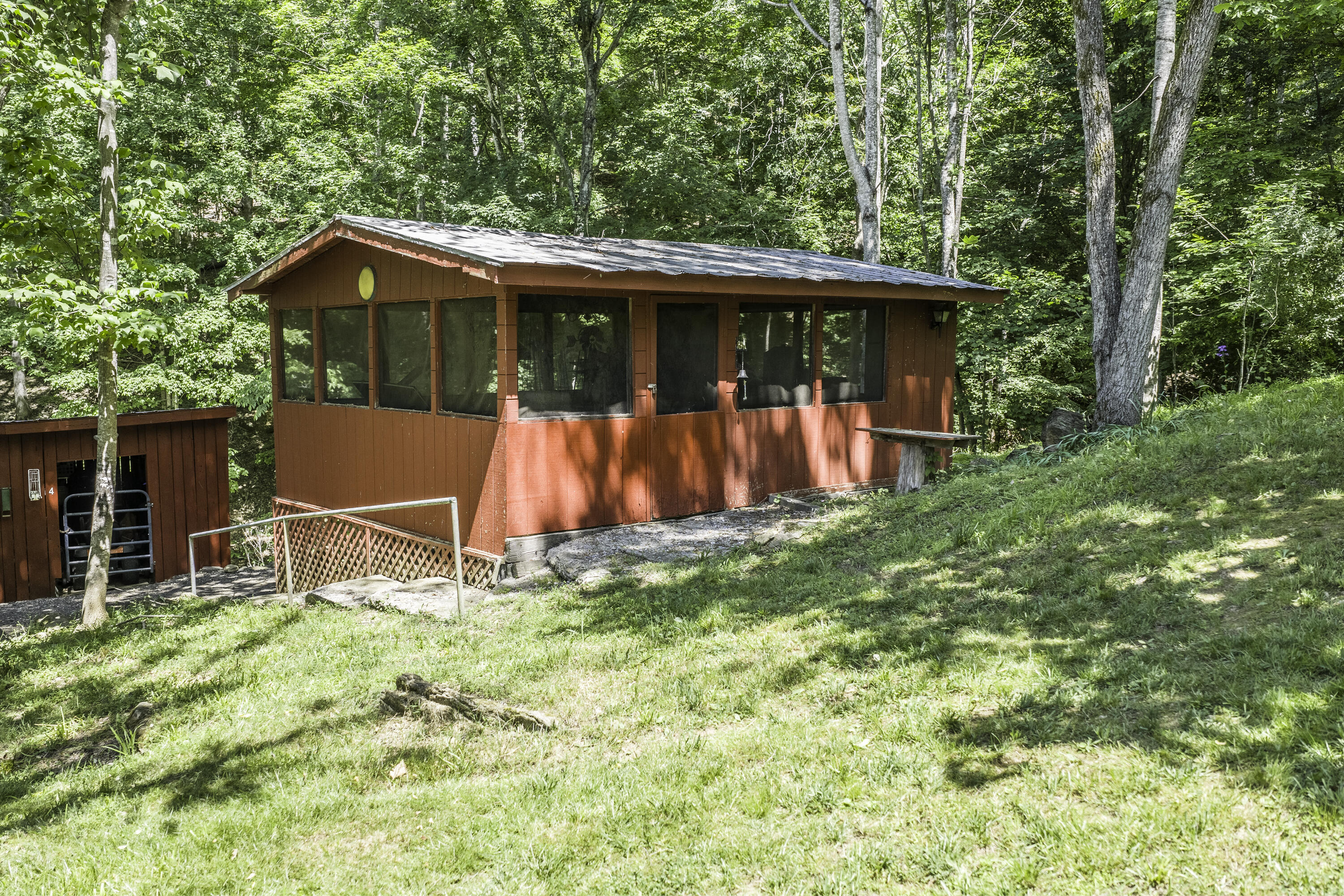 53 & 13 Siding Ln