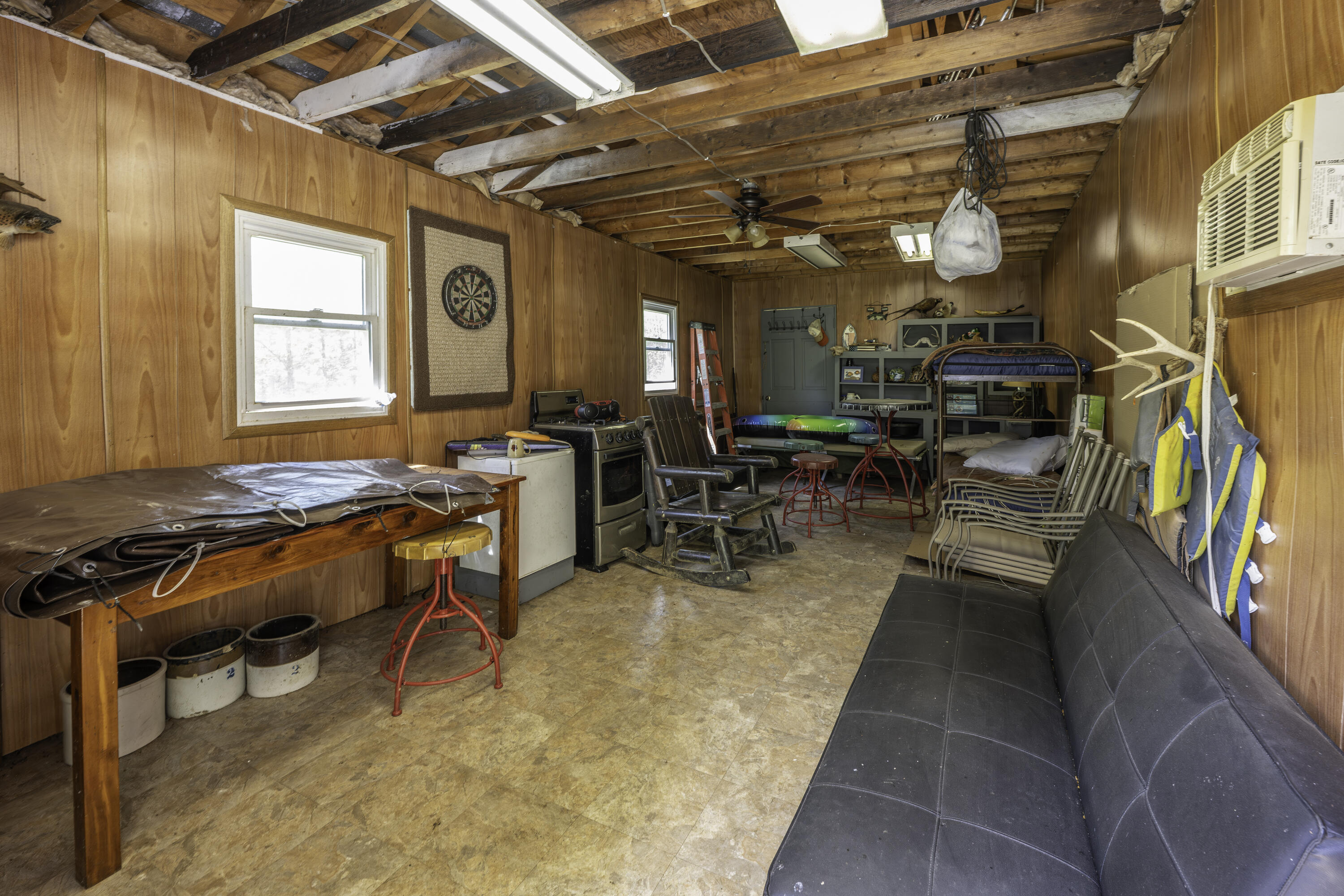 53 & 13 Siding Ln