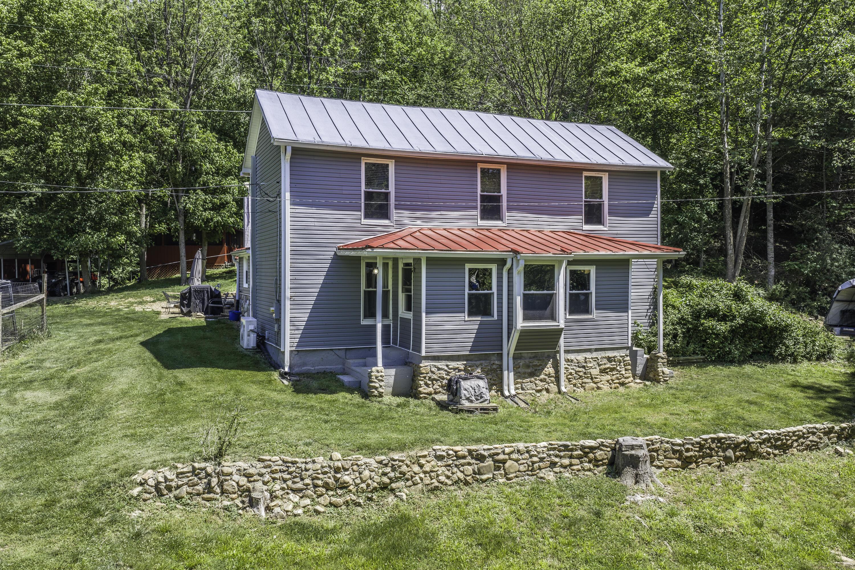 53 & 13 Siding Ln