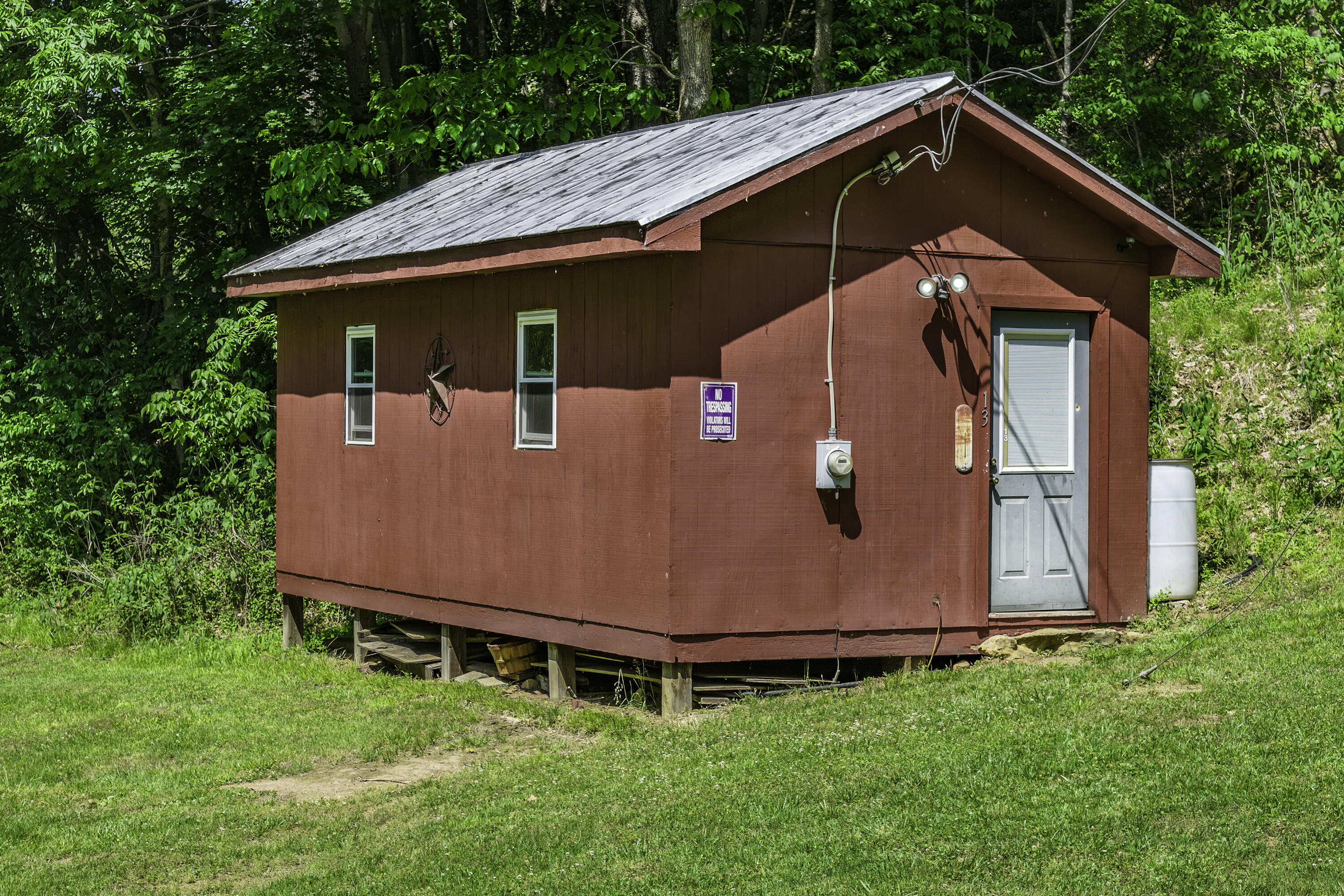 53 & 13 Siding Ln