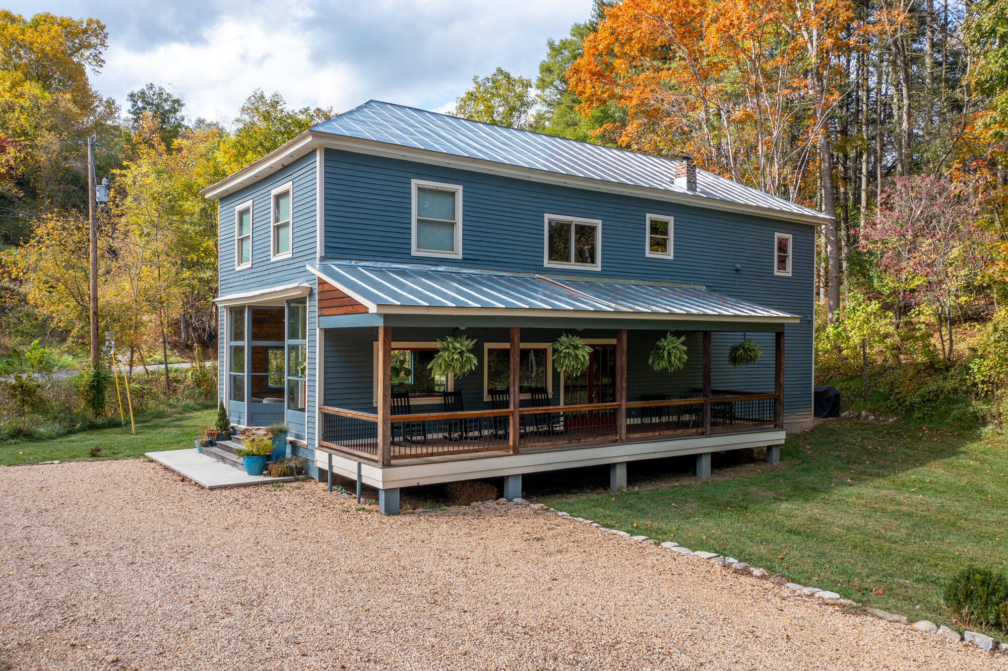 1464 Blue Grass Trl