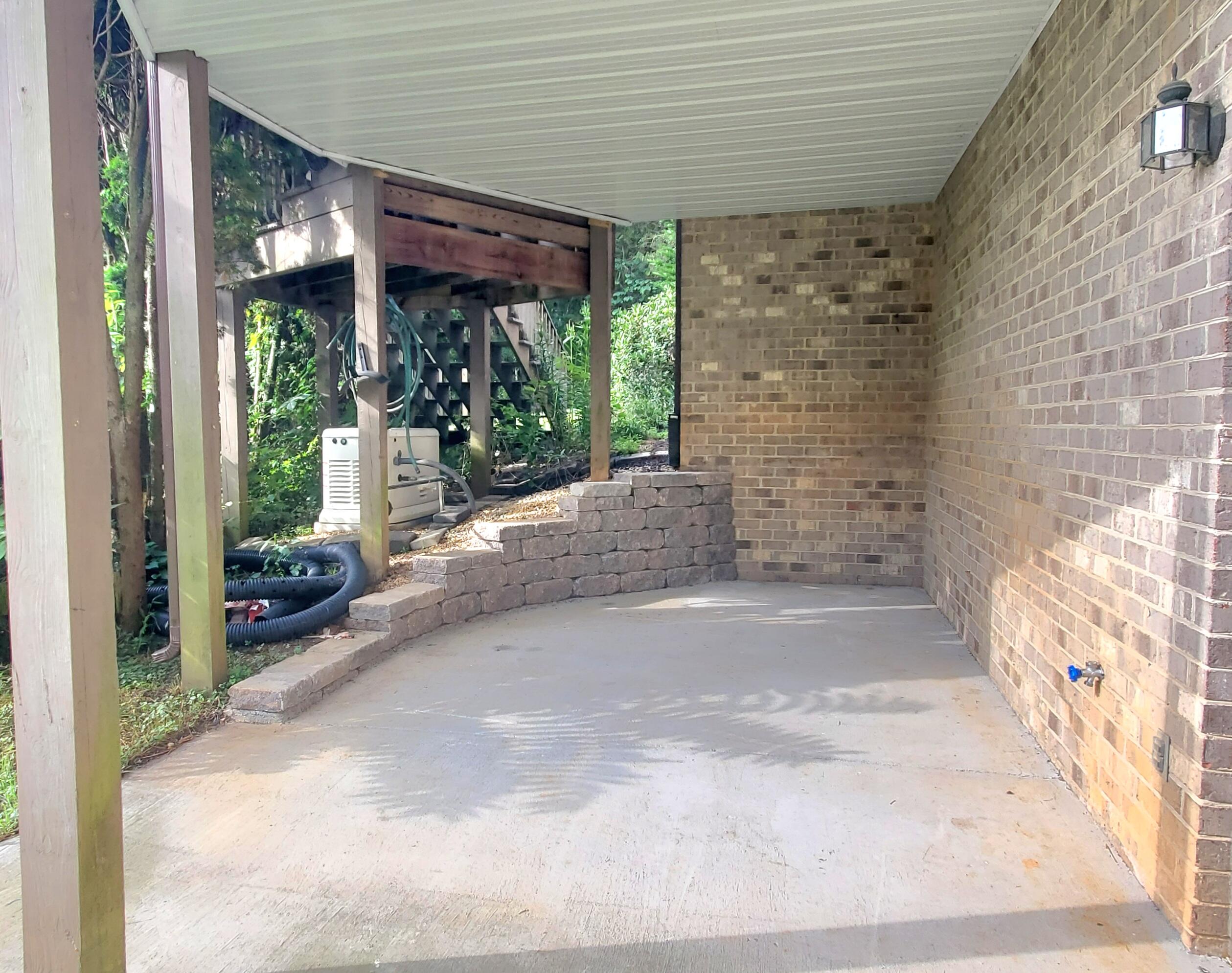 150 Forest Hill View