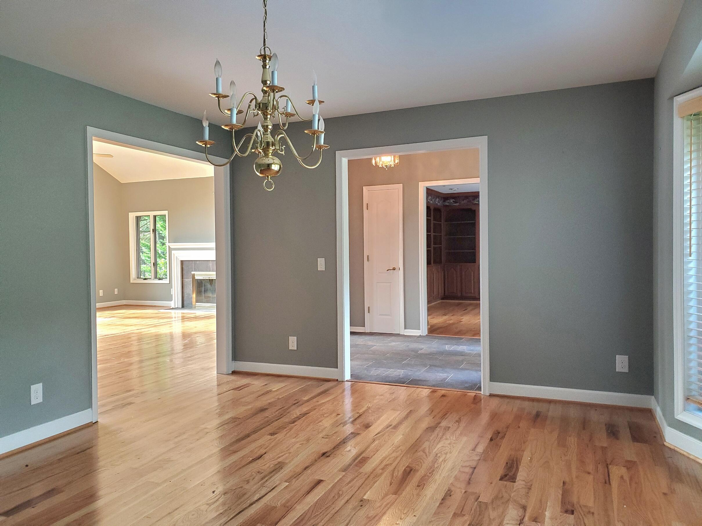 150 Forest Hill View