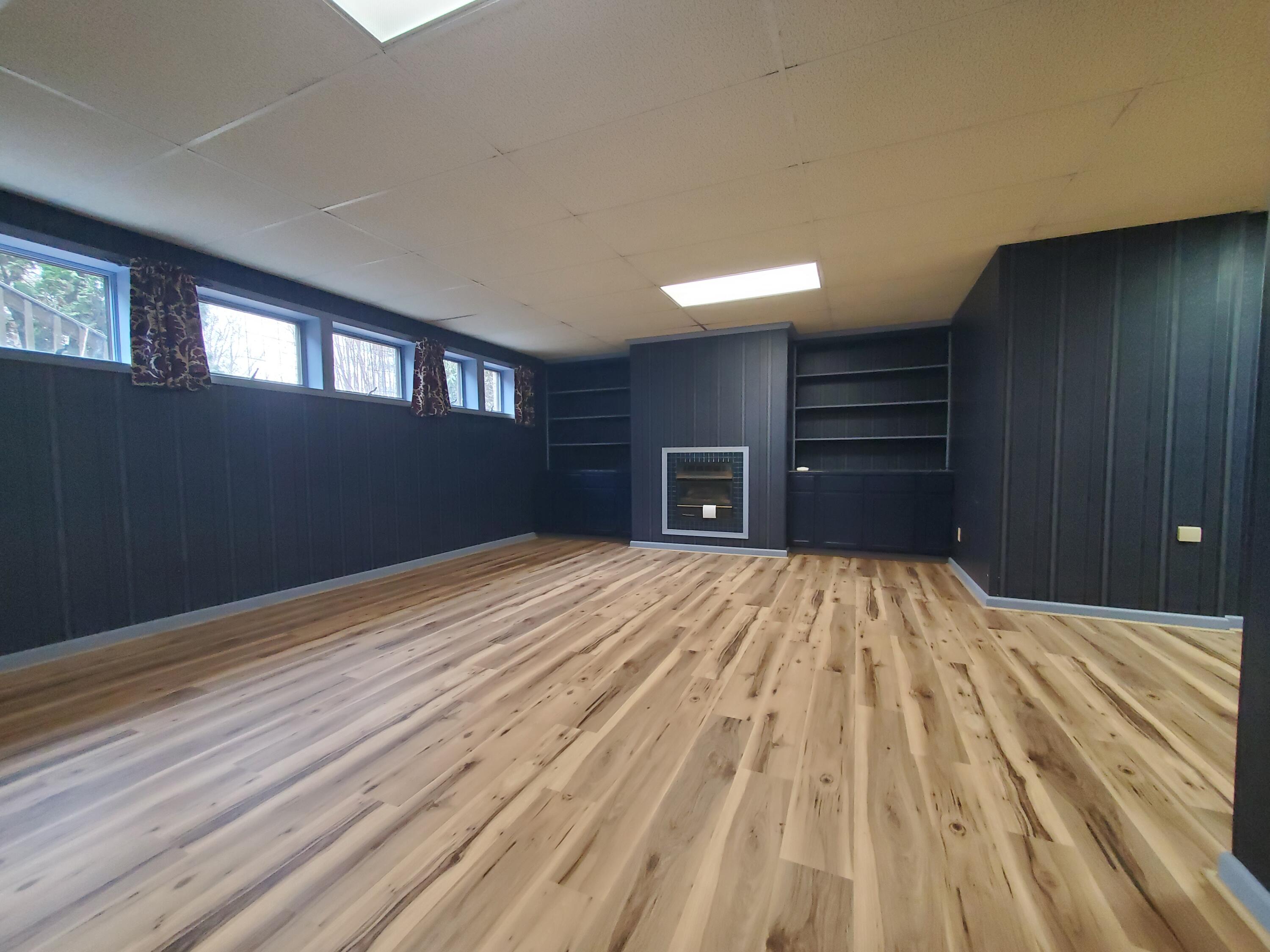 150 Forest Hill View