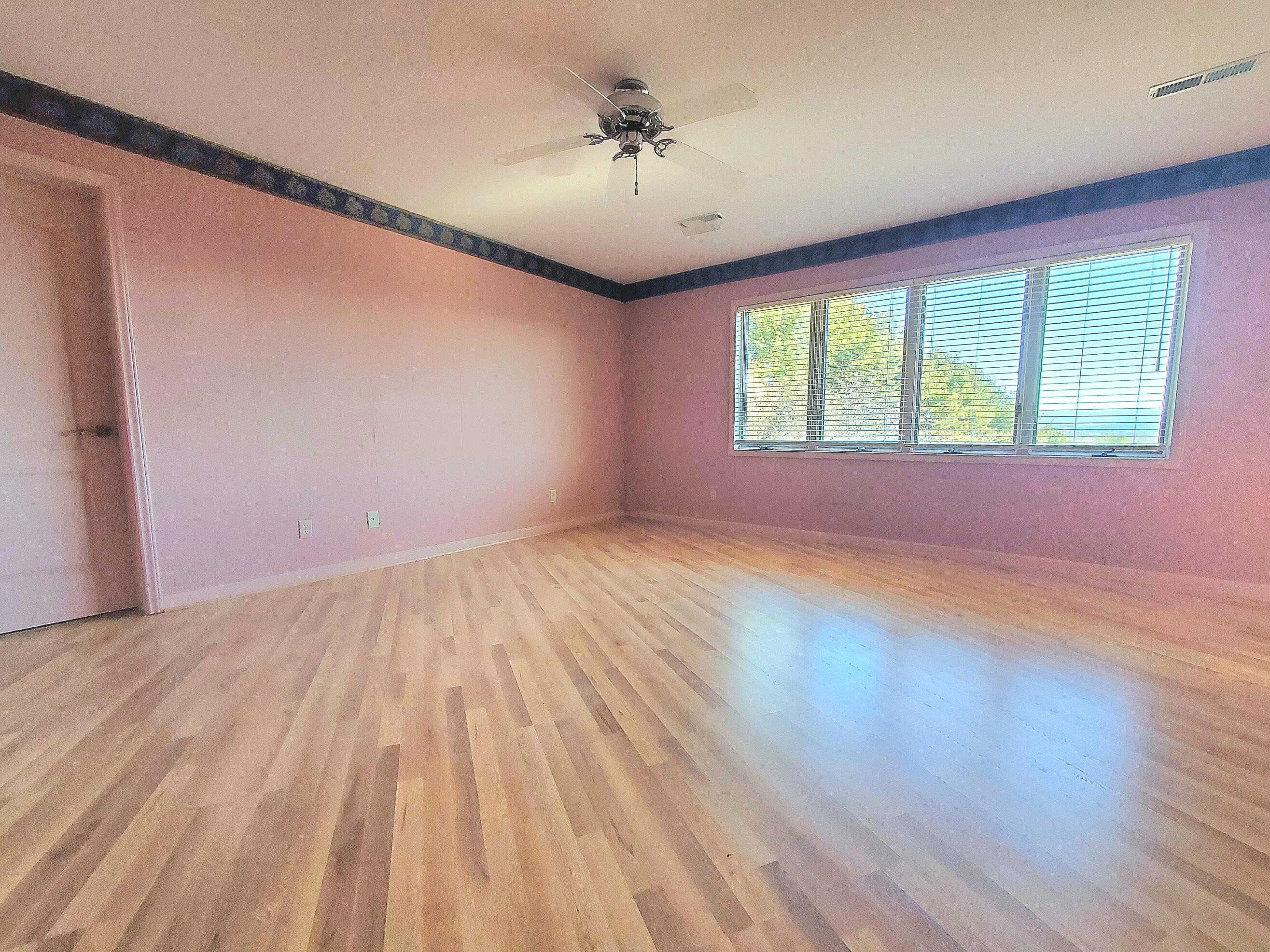 150 Forest Hill View