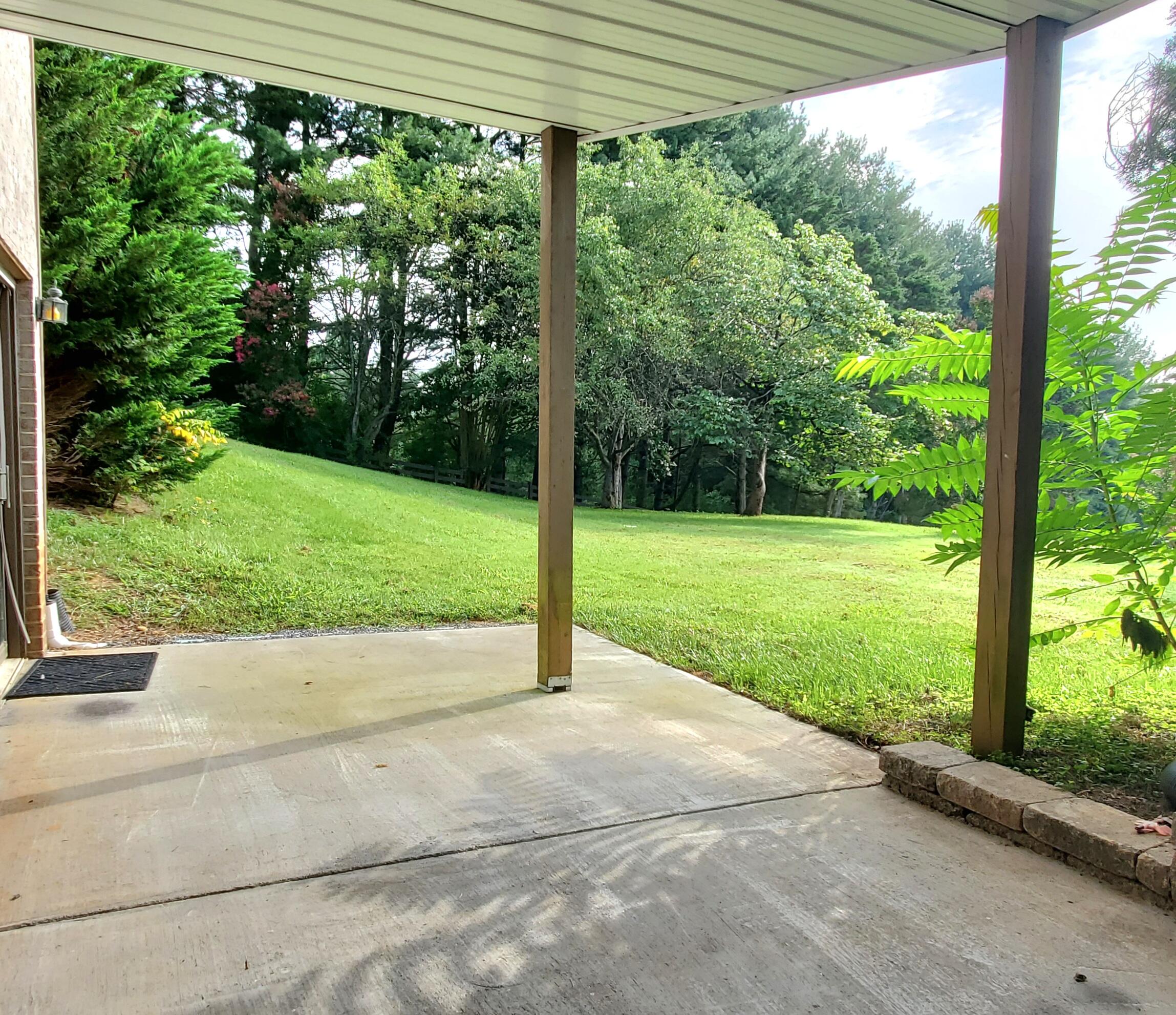 150 Forest Hill View