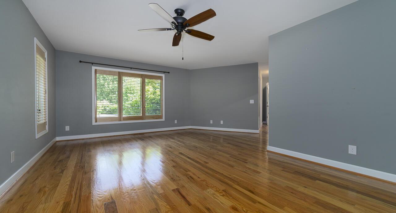 150 Forest Hill View
