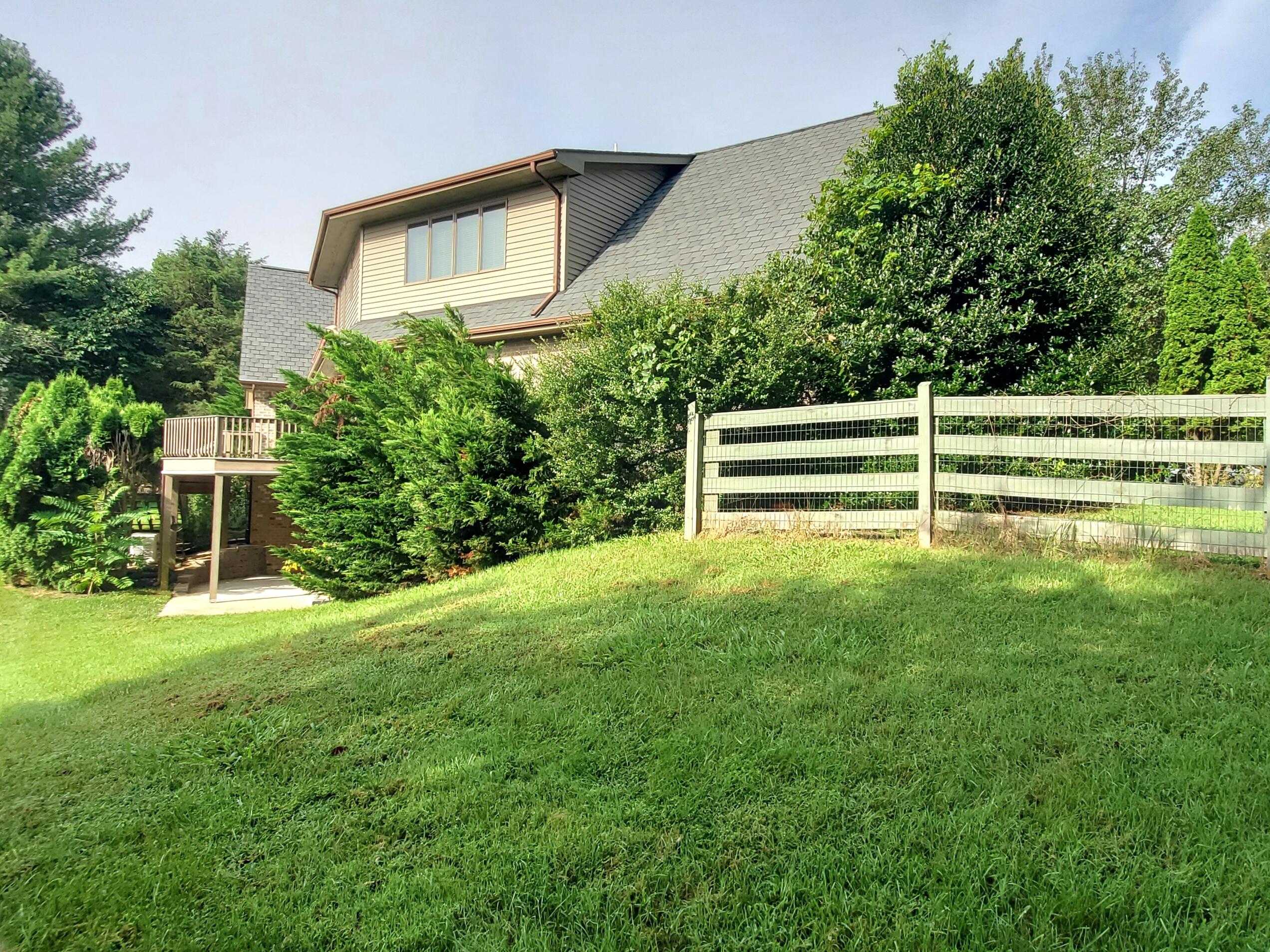 150 Forest Hill View