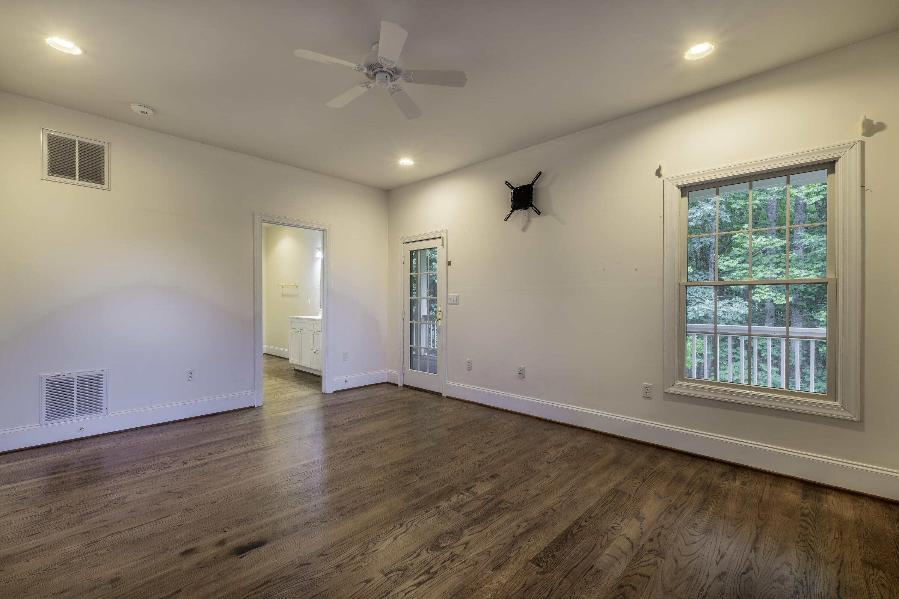 190 Henry Hill Dr