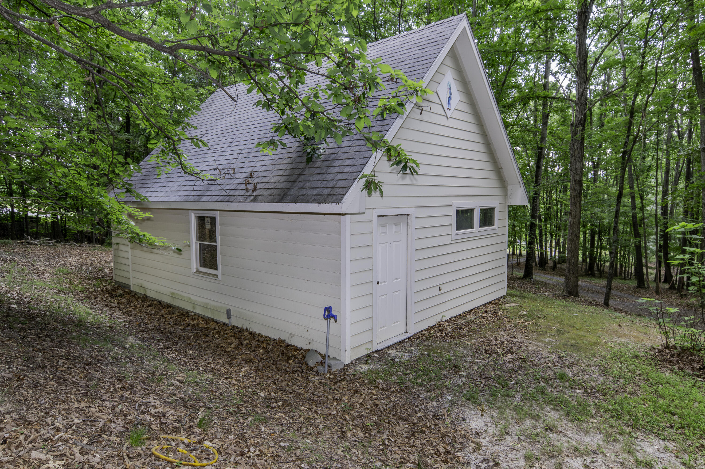 190 Henry Hill Dr