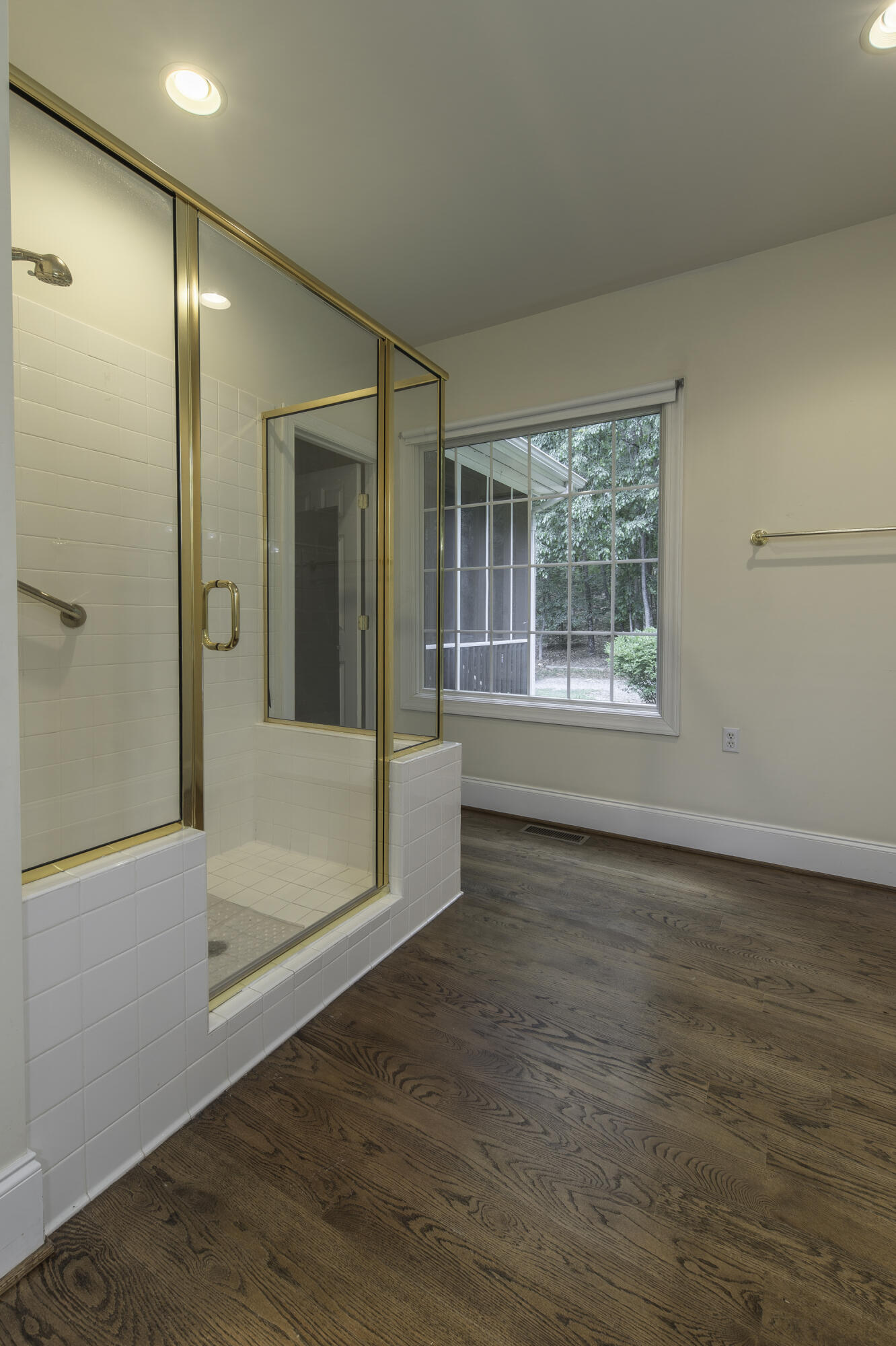 190 Henry Hill Dr