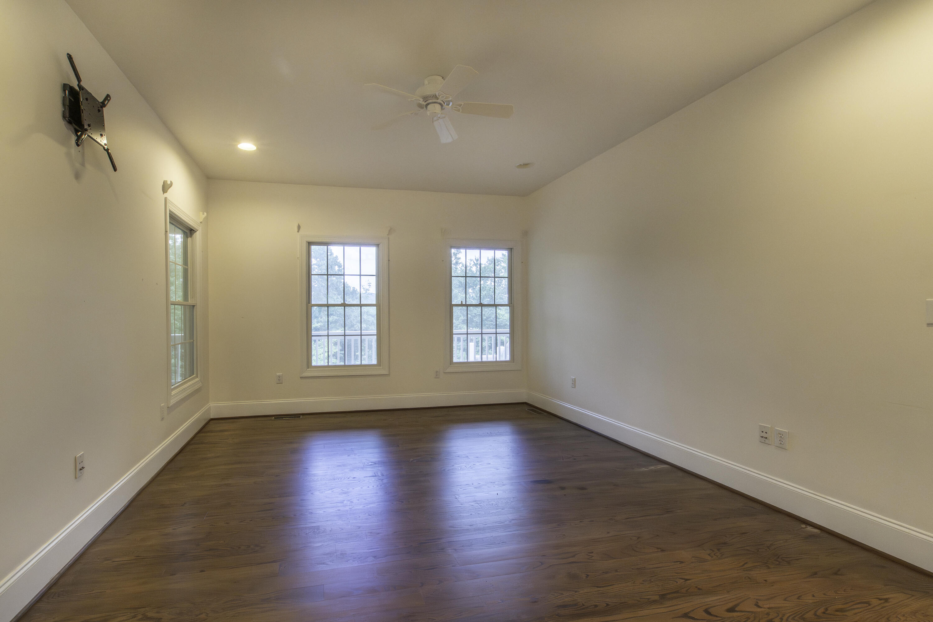 190 Henry Hill Dr