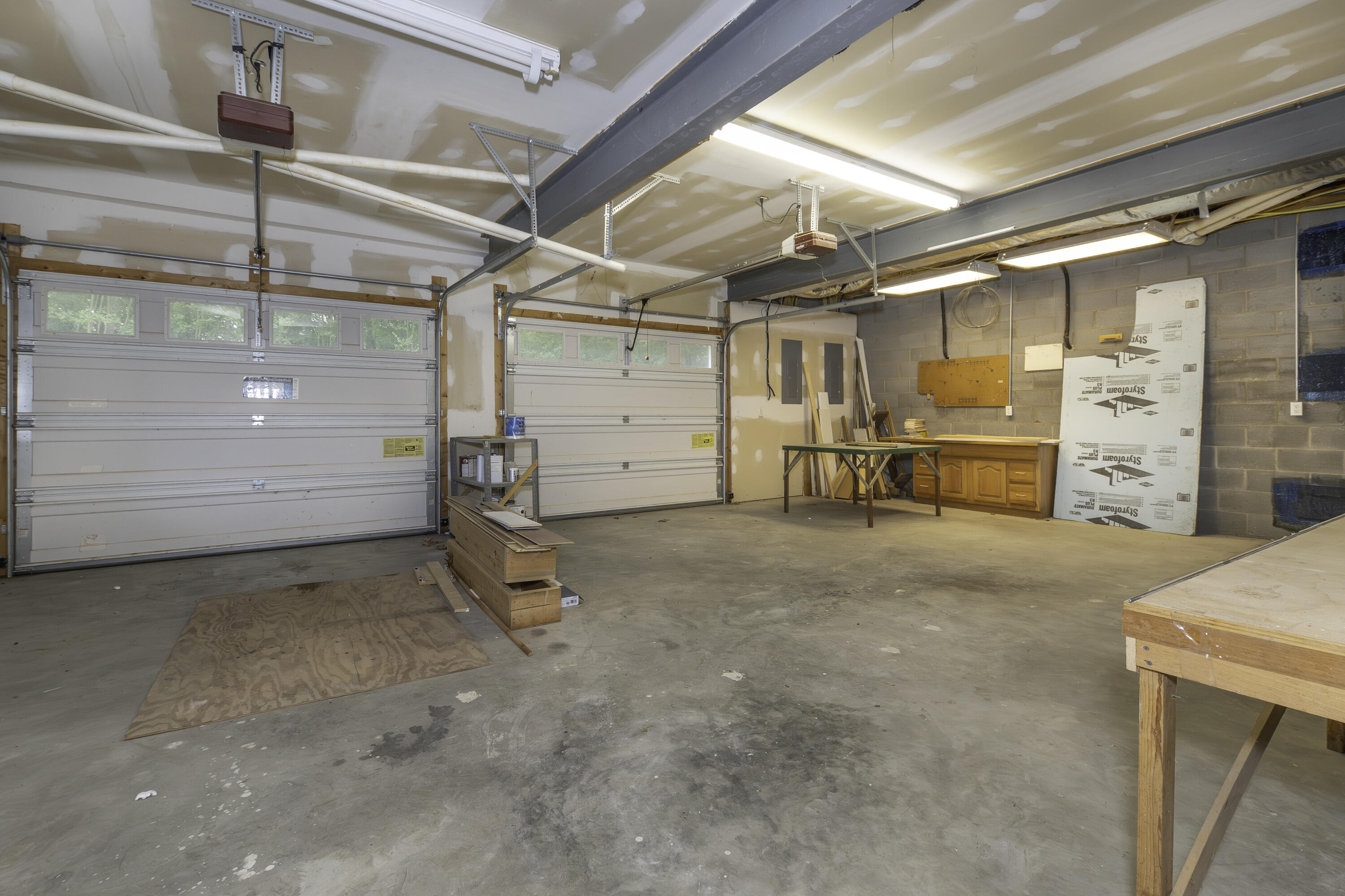 190 Henry Hill Dr