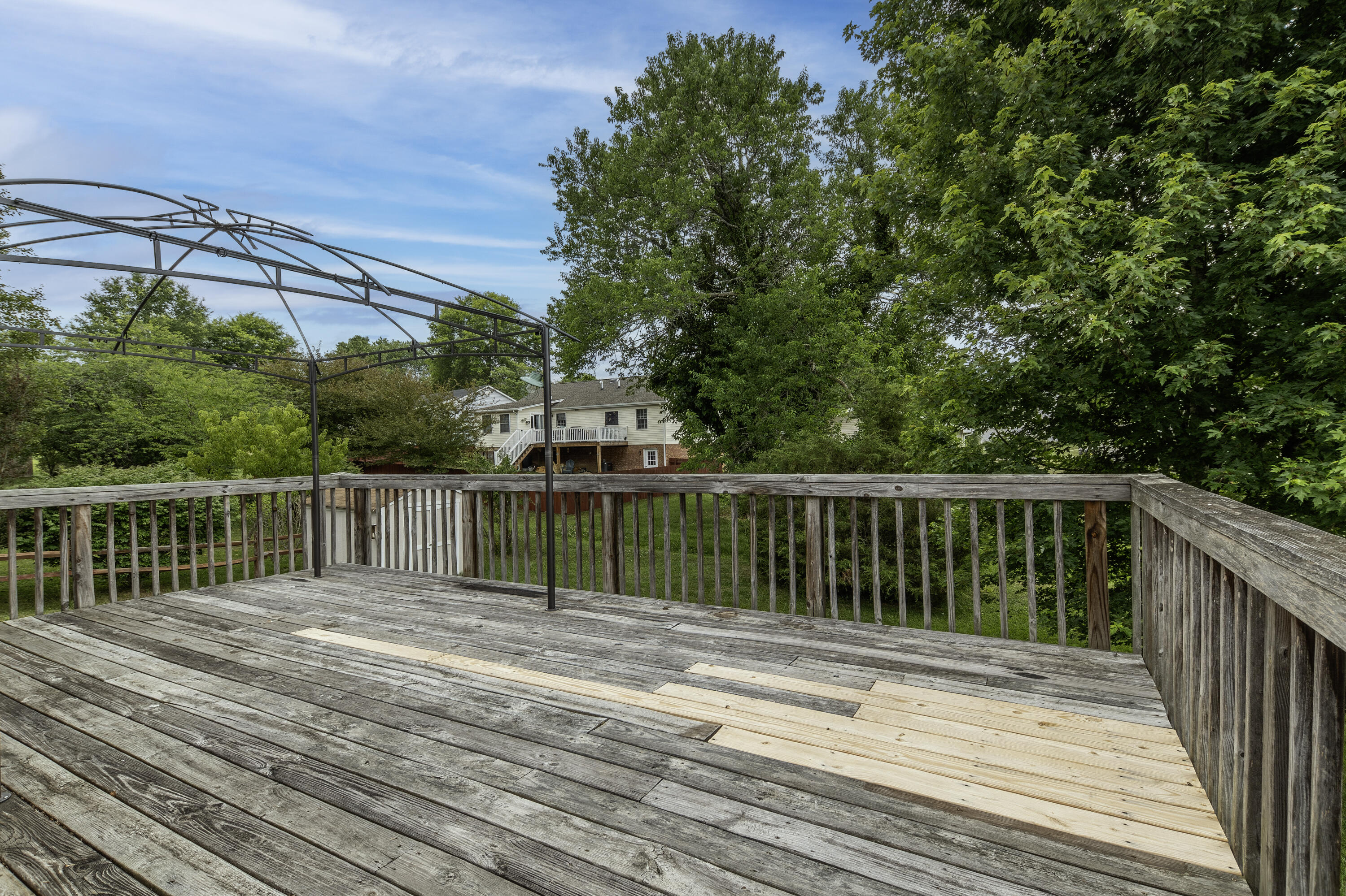 592 Lime Kiln Rd
