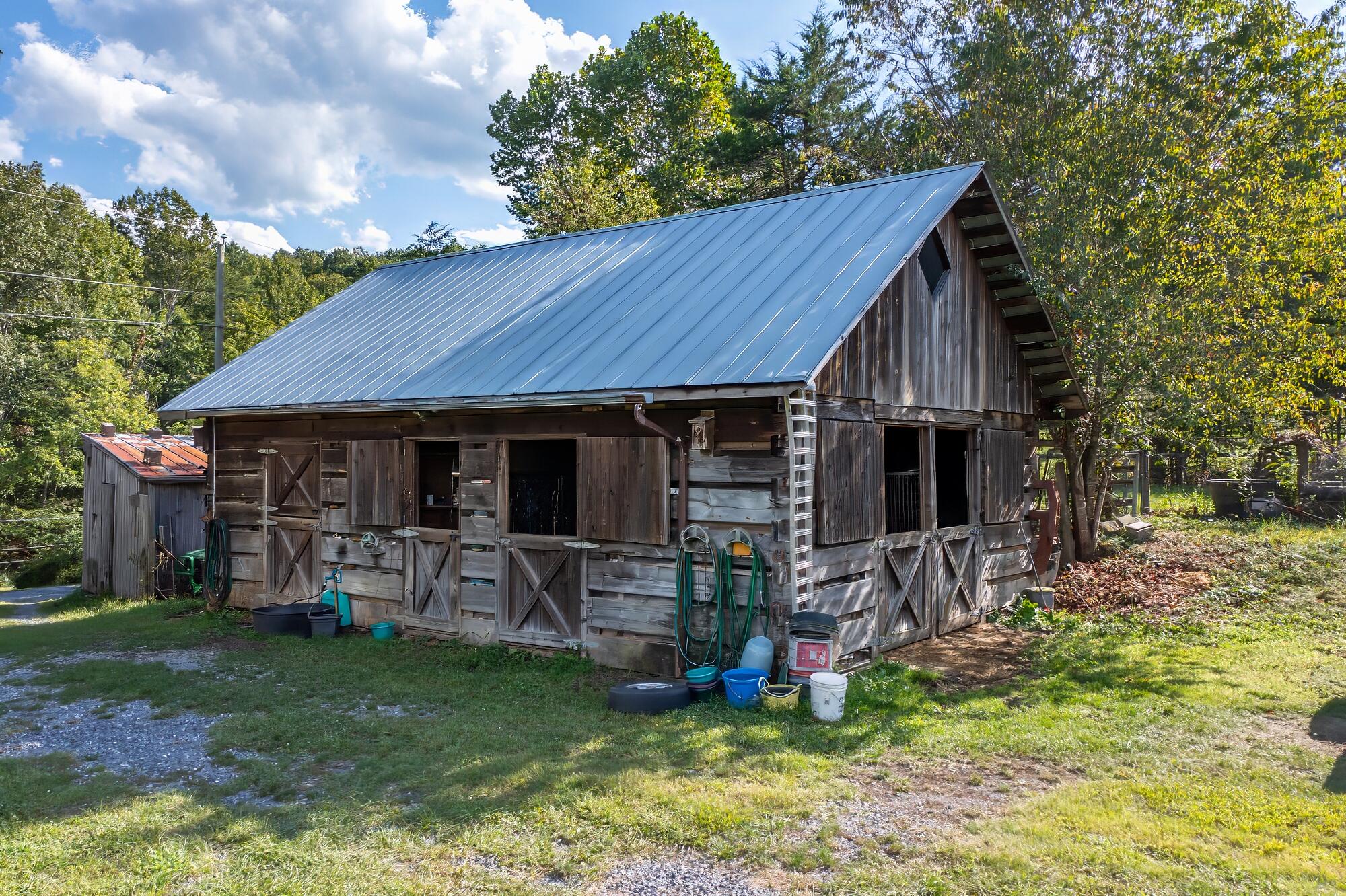 5704 Plank Rd