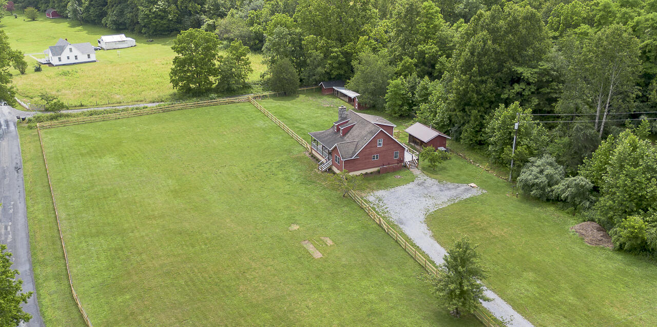 665 Blacks Creek Rd