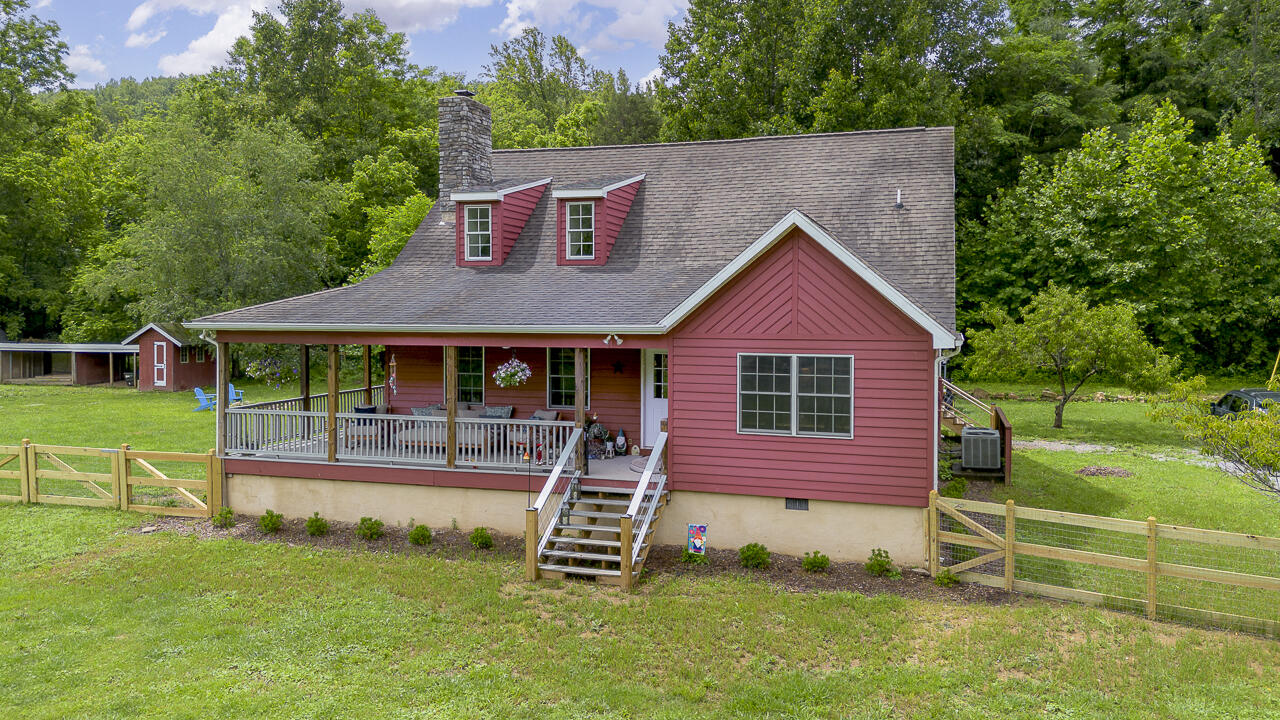 665 Blacks Creek Rd