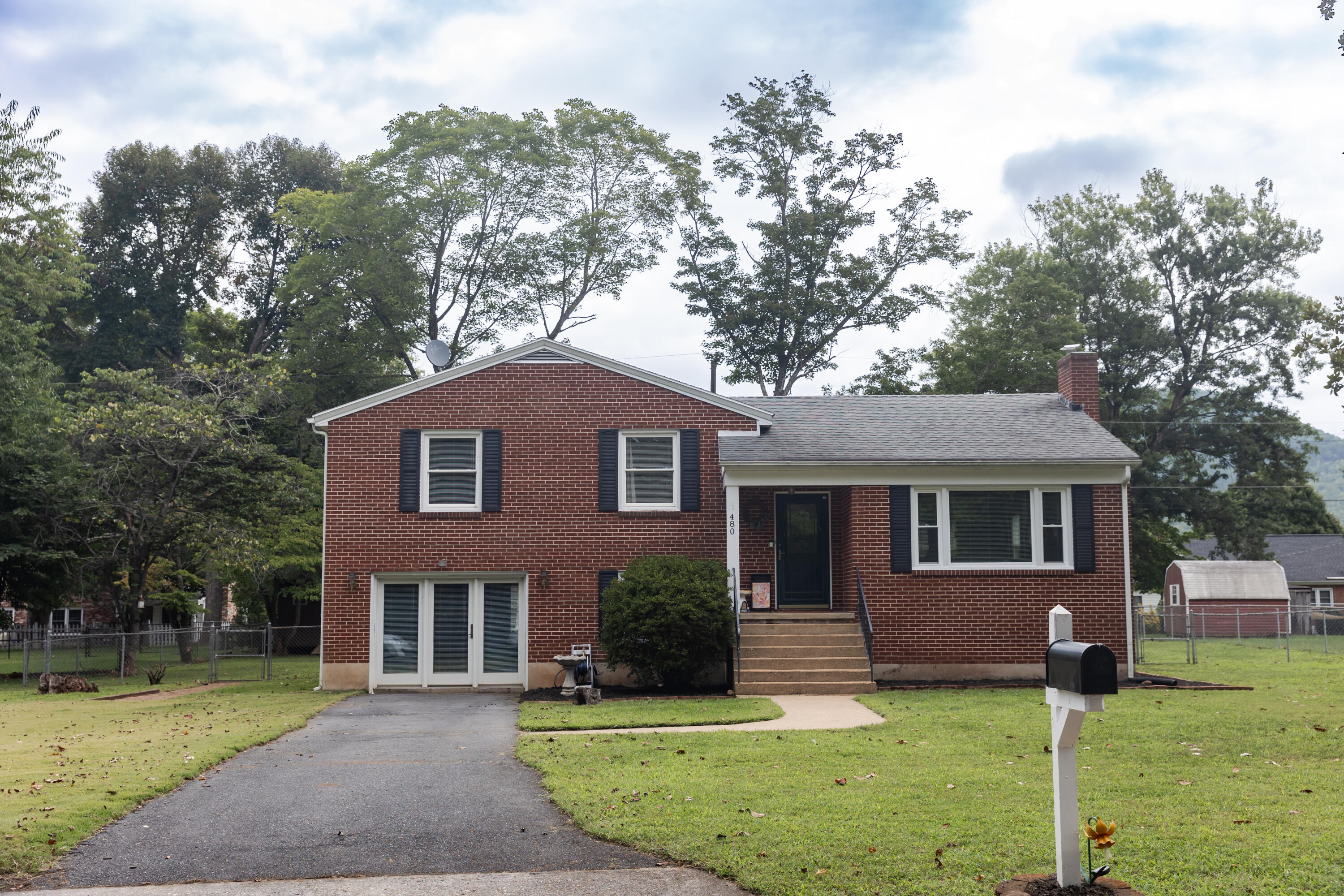 480 HEMLOCK Ave