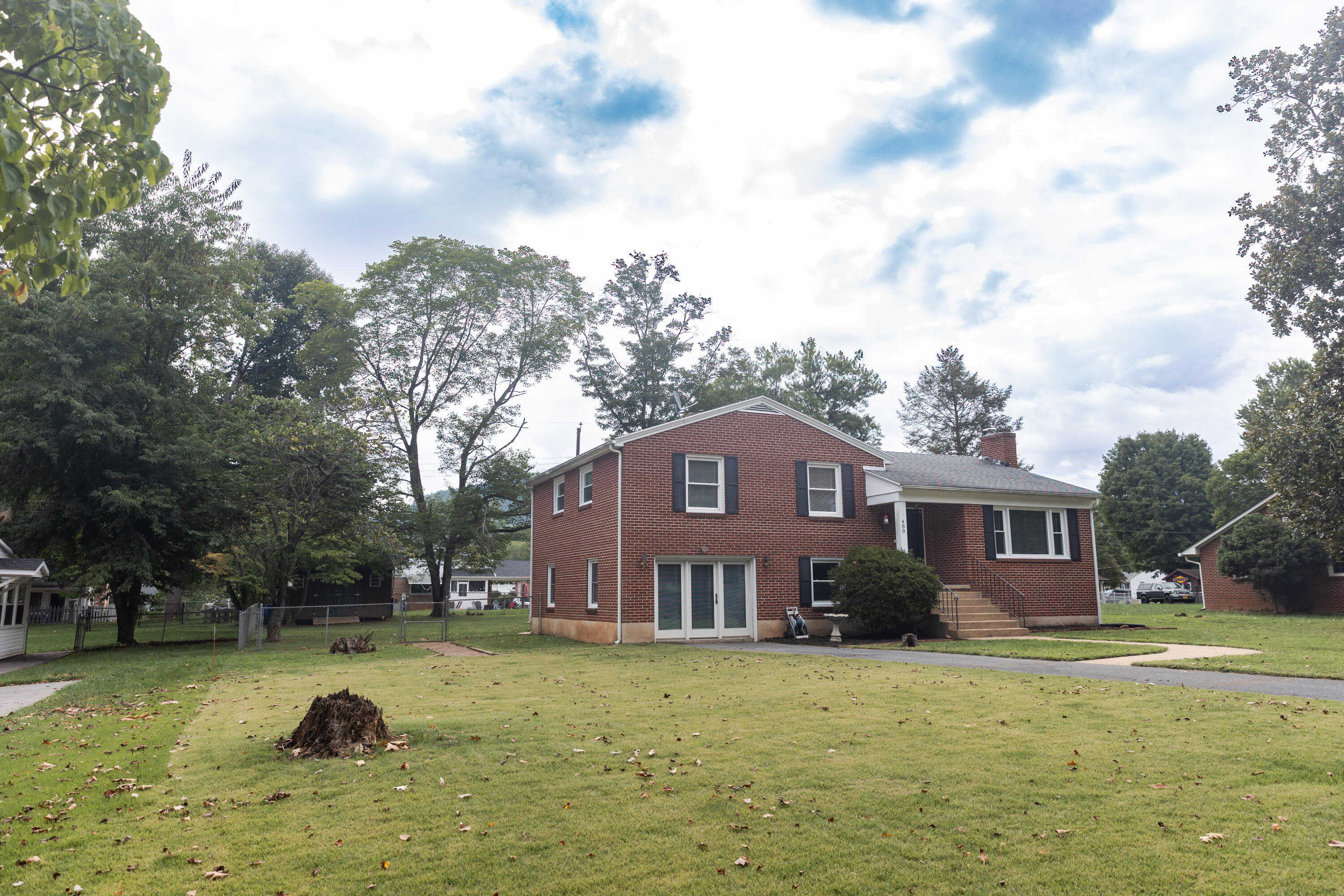 480 HEMLOCK Ave