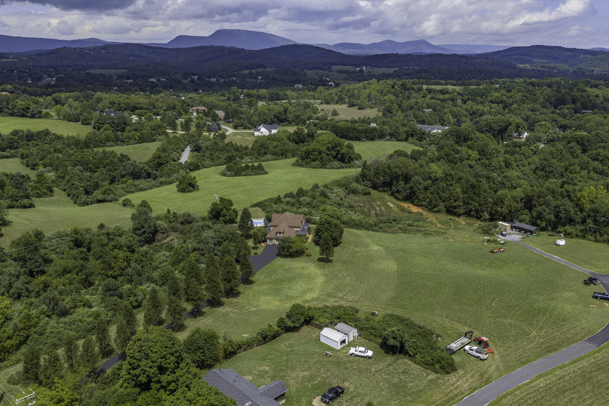 802 Borden Rd