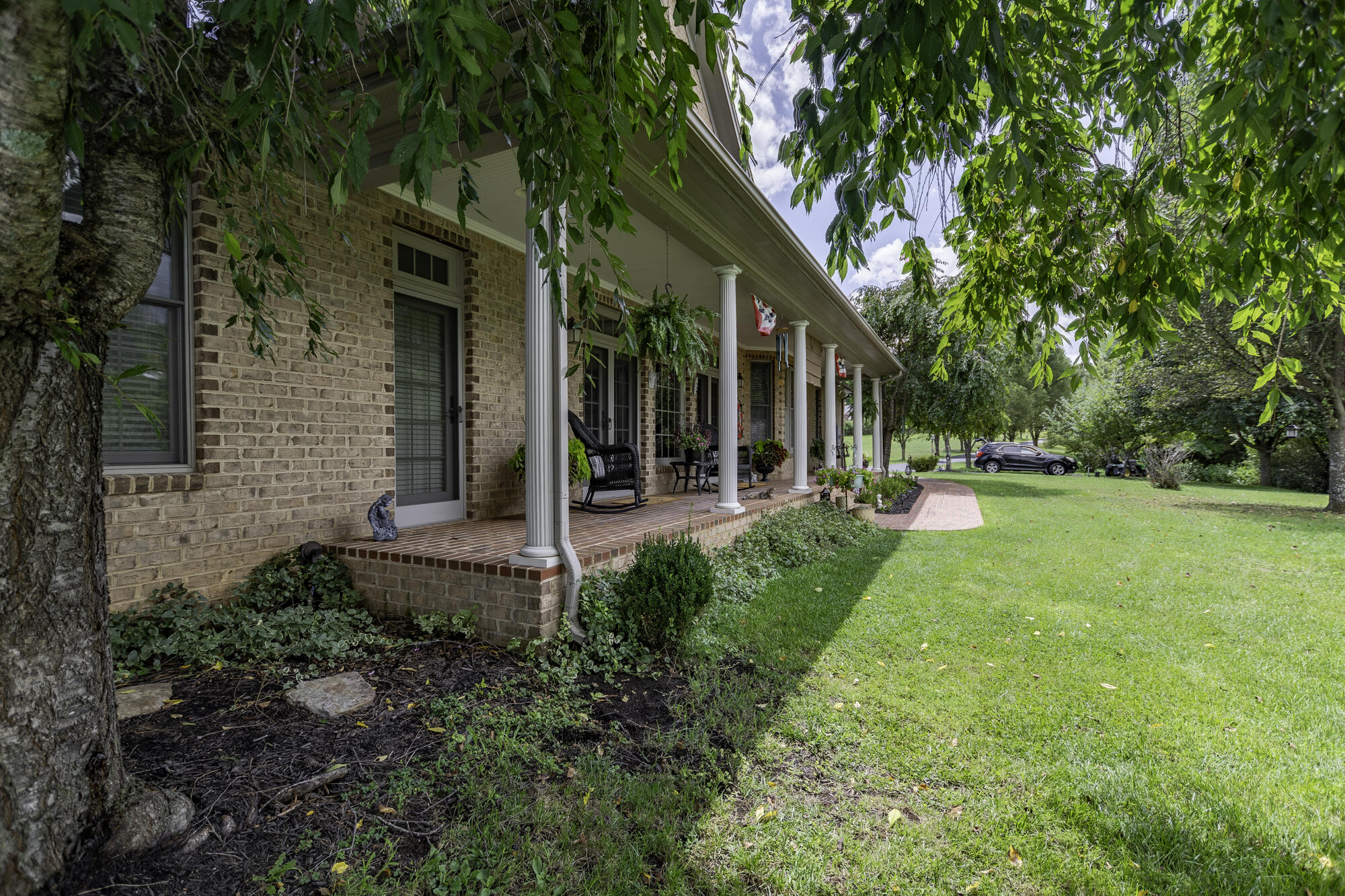 802 Borden Rd