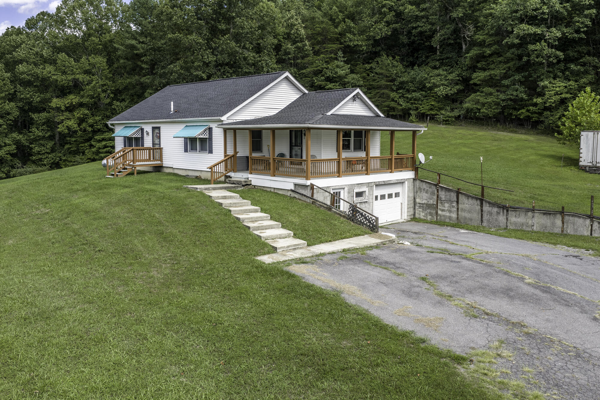 3684 VIRGINIA Ave