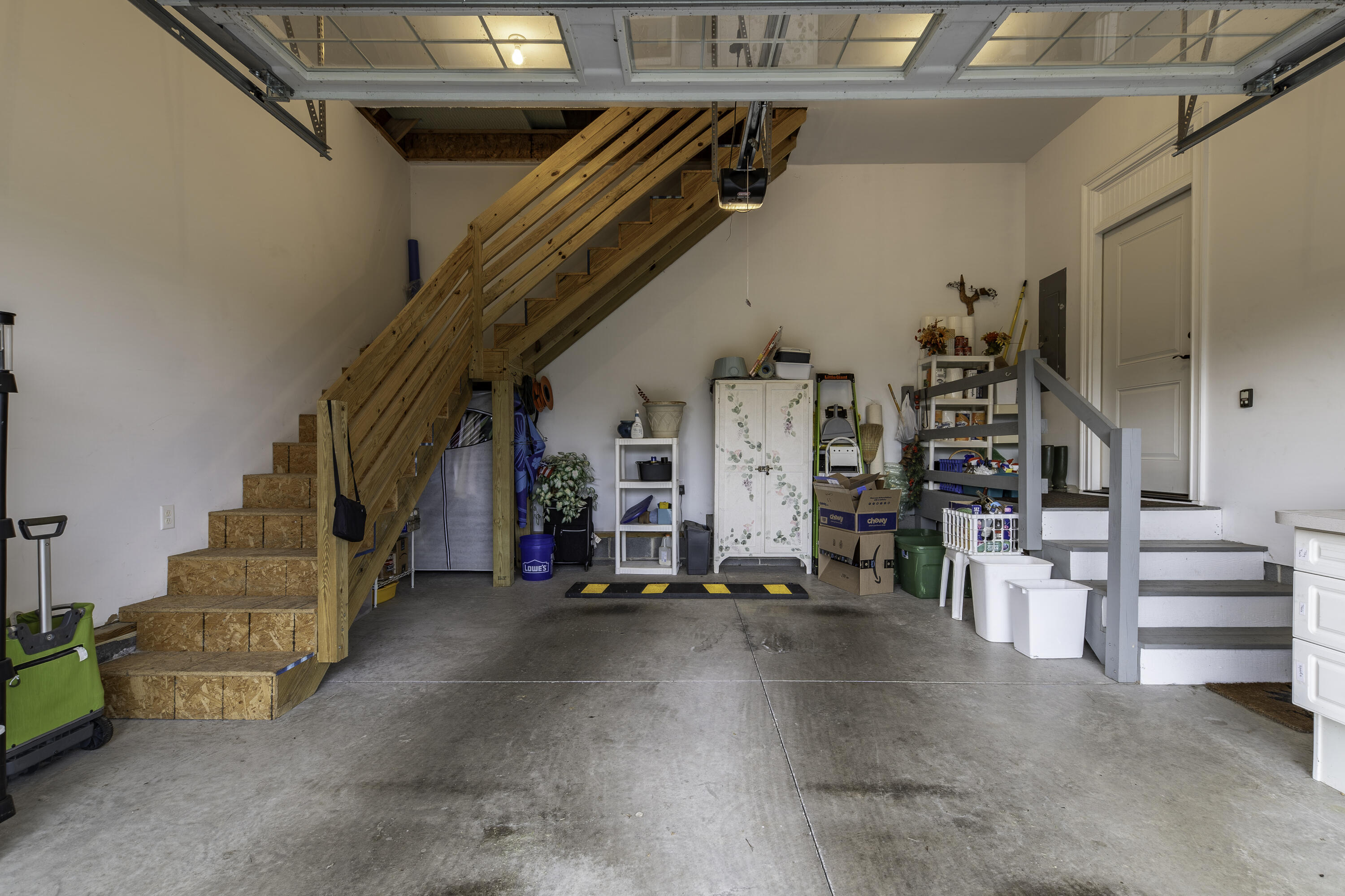 35 Cora Ln