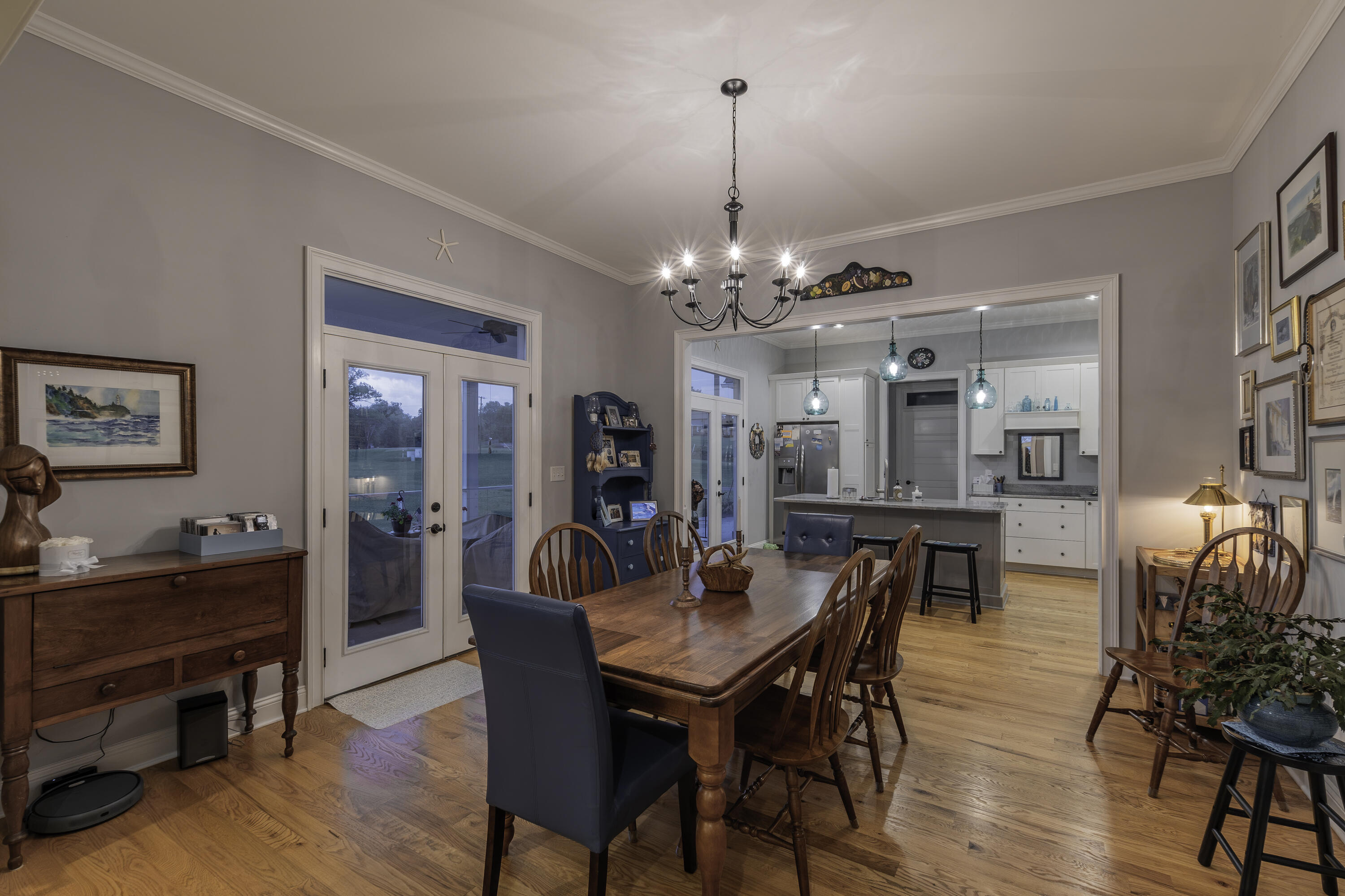 35 Cora Ln