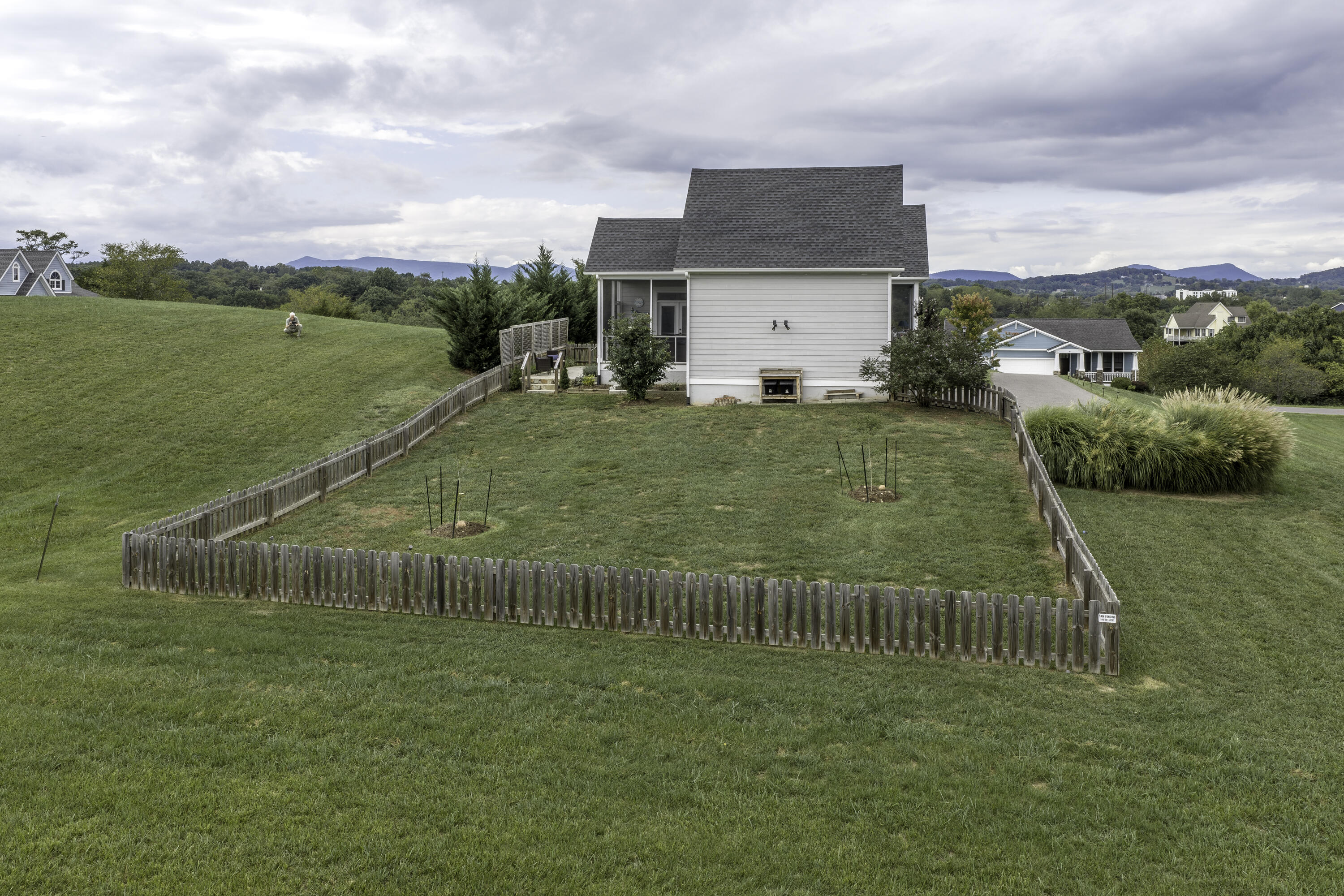 35 Cora Ln