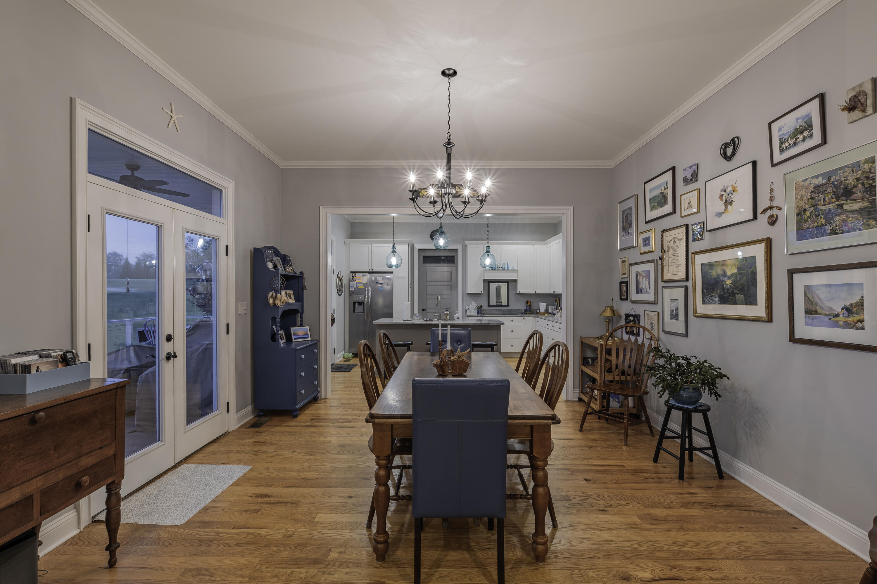 35 Cora Ln