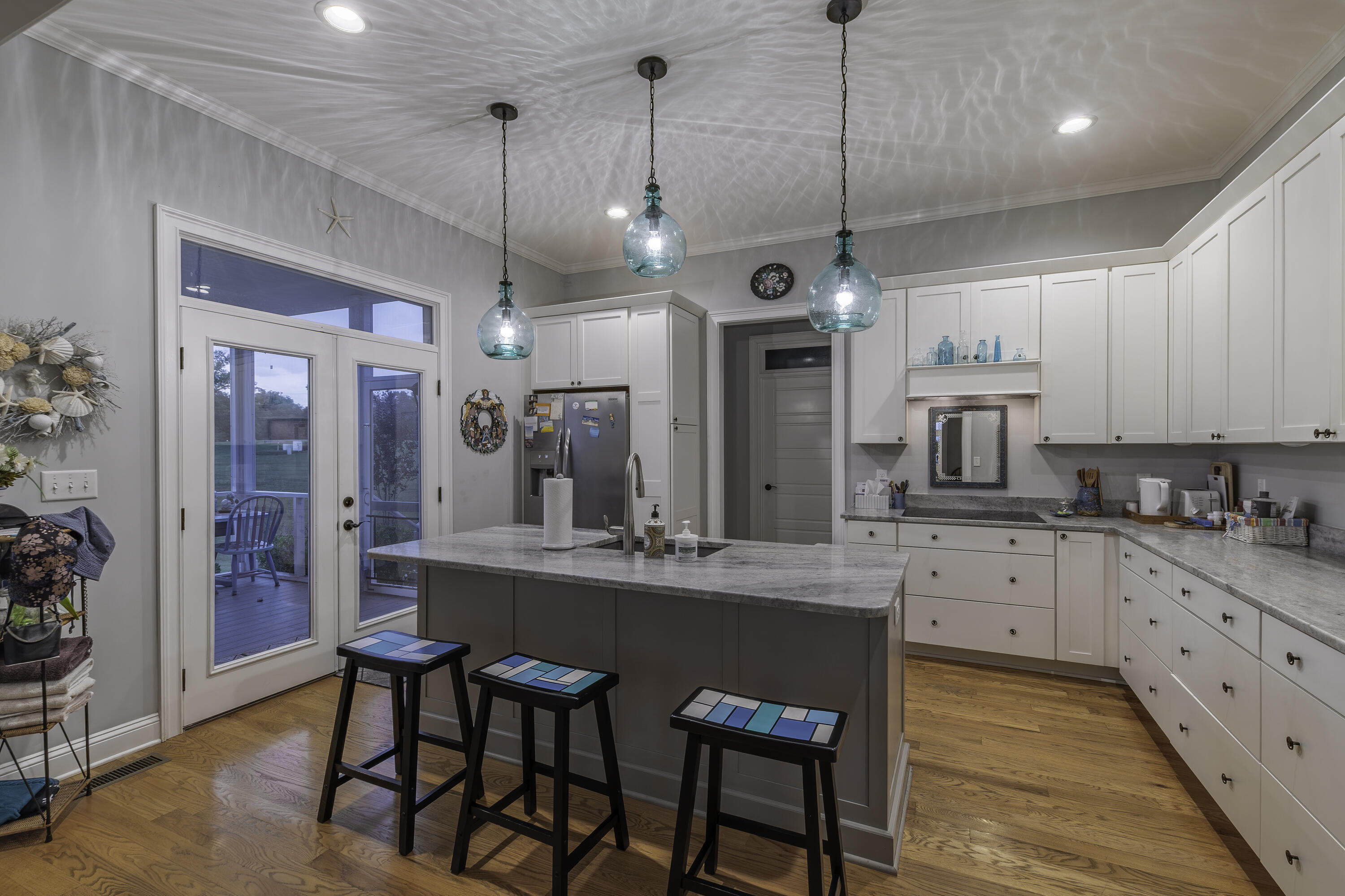 35 Cora Ln