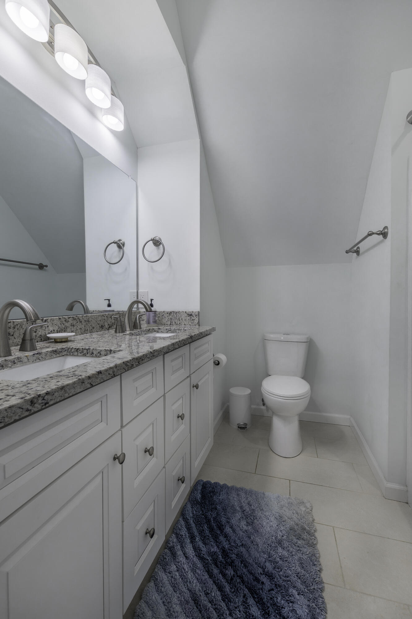 34 Florence Sarah Ln