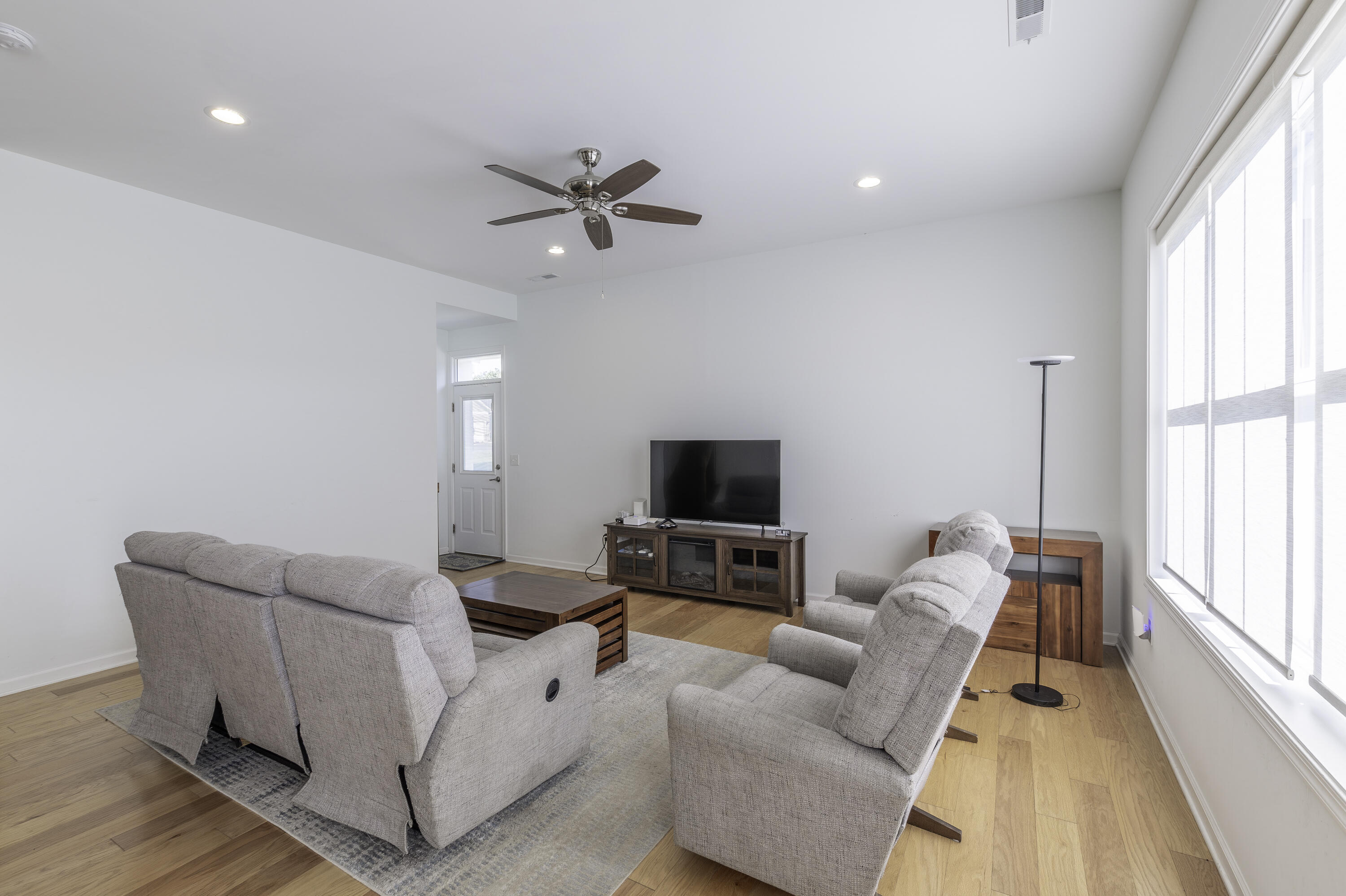 34 Florence Sarah Ln