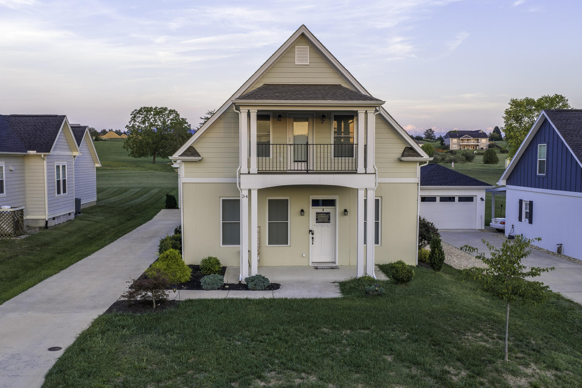 34 Florence Sarah Ln