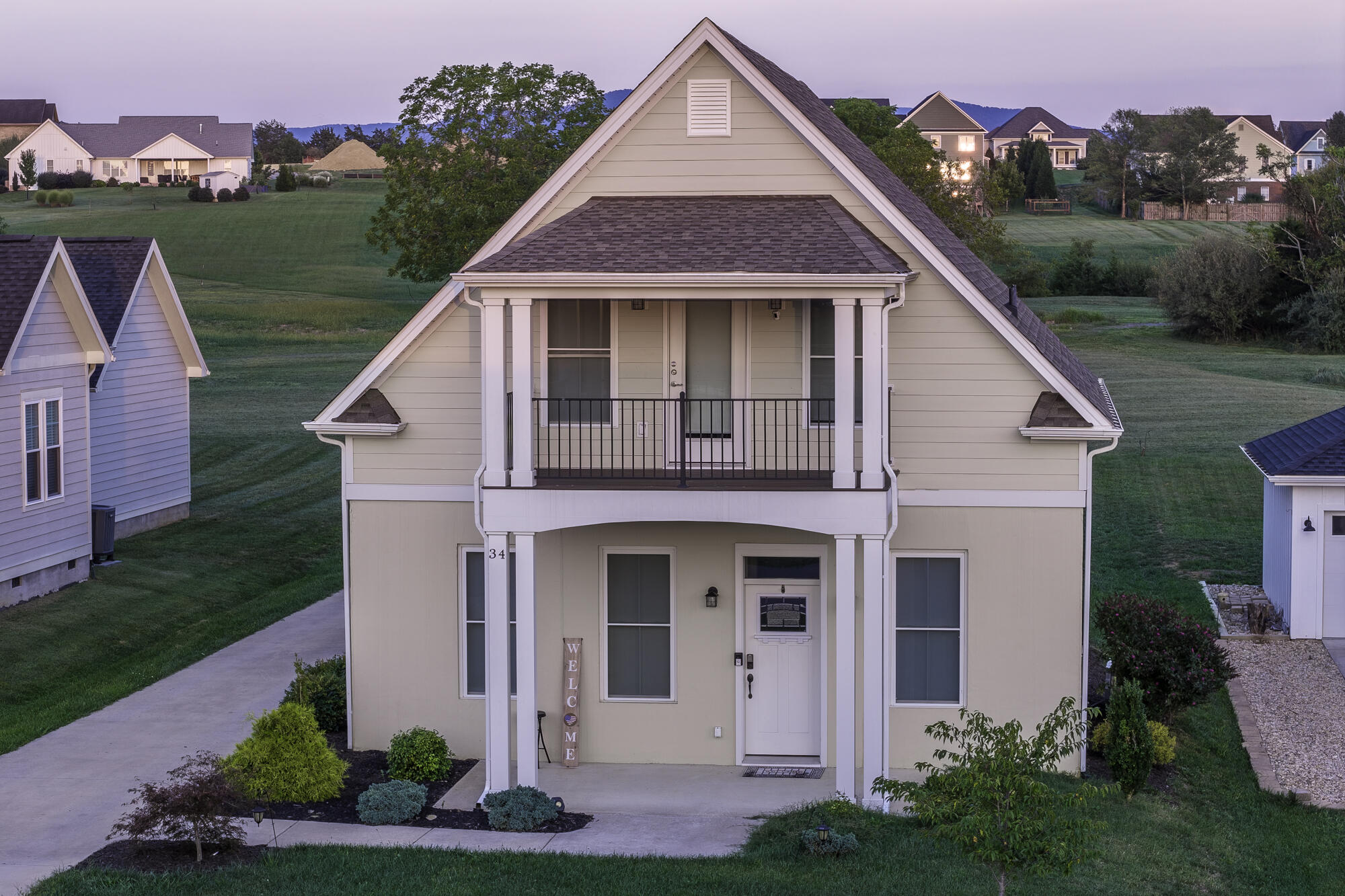 34 Florence Sarah Ln