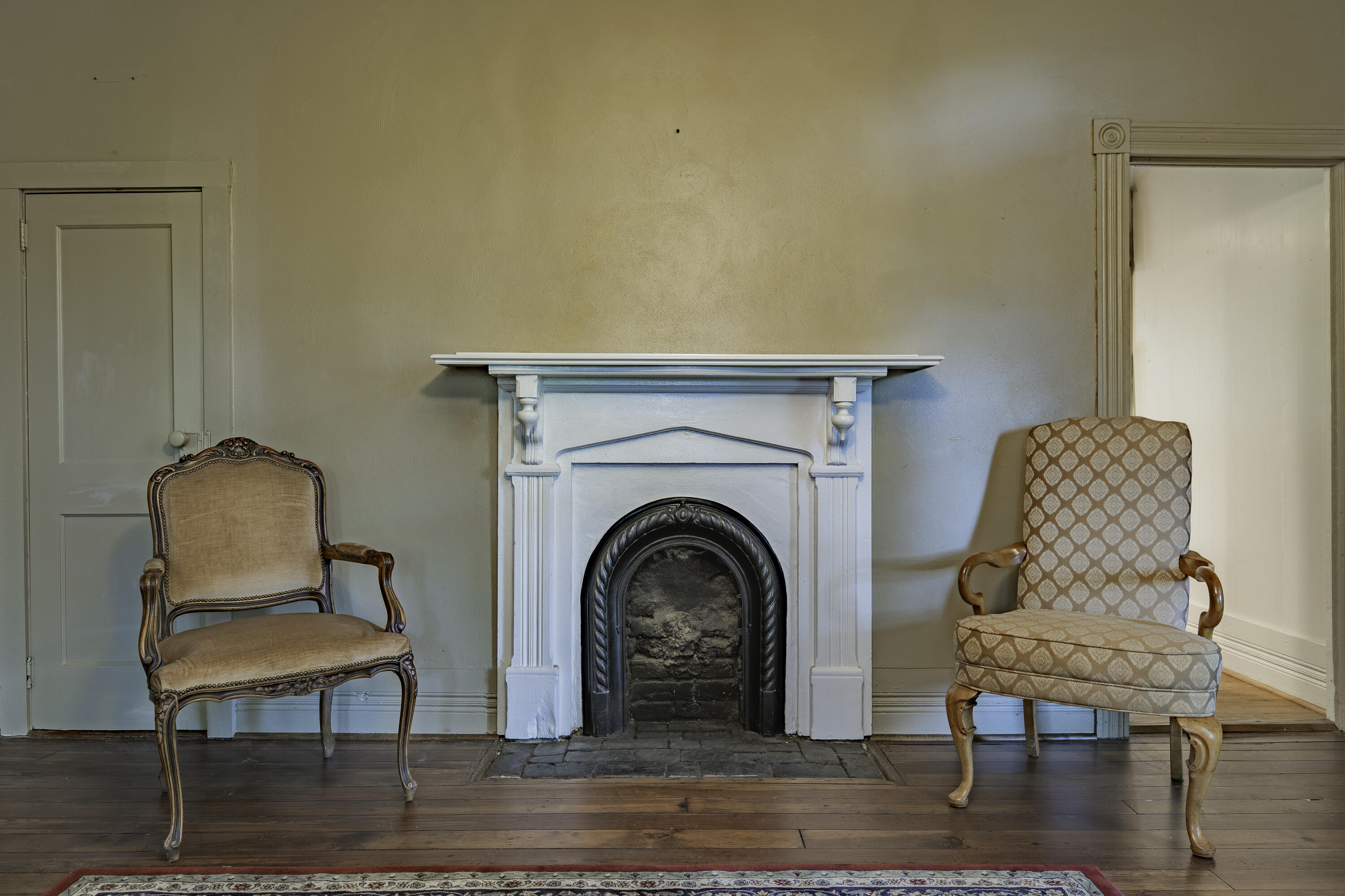 245 W 26TH St