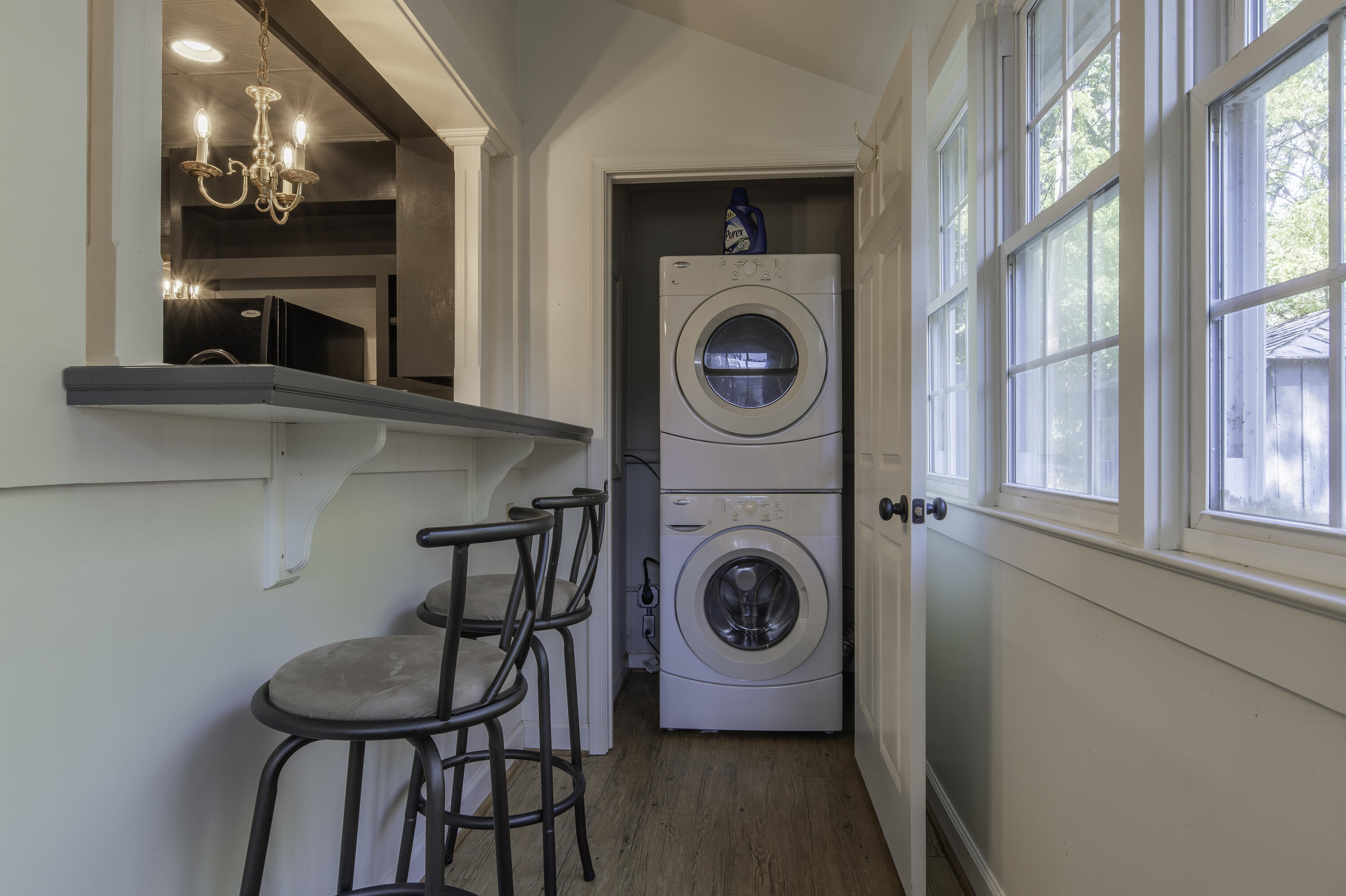 245 W 26TH St