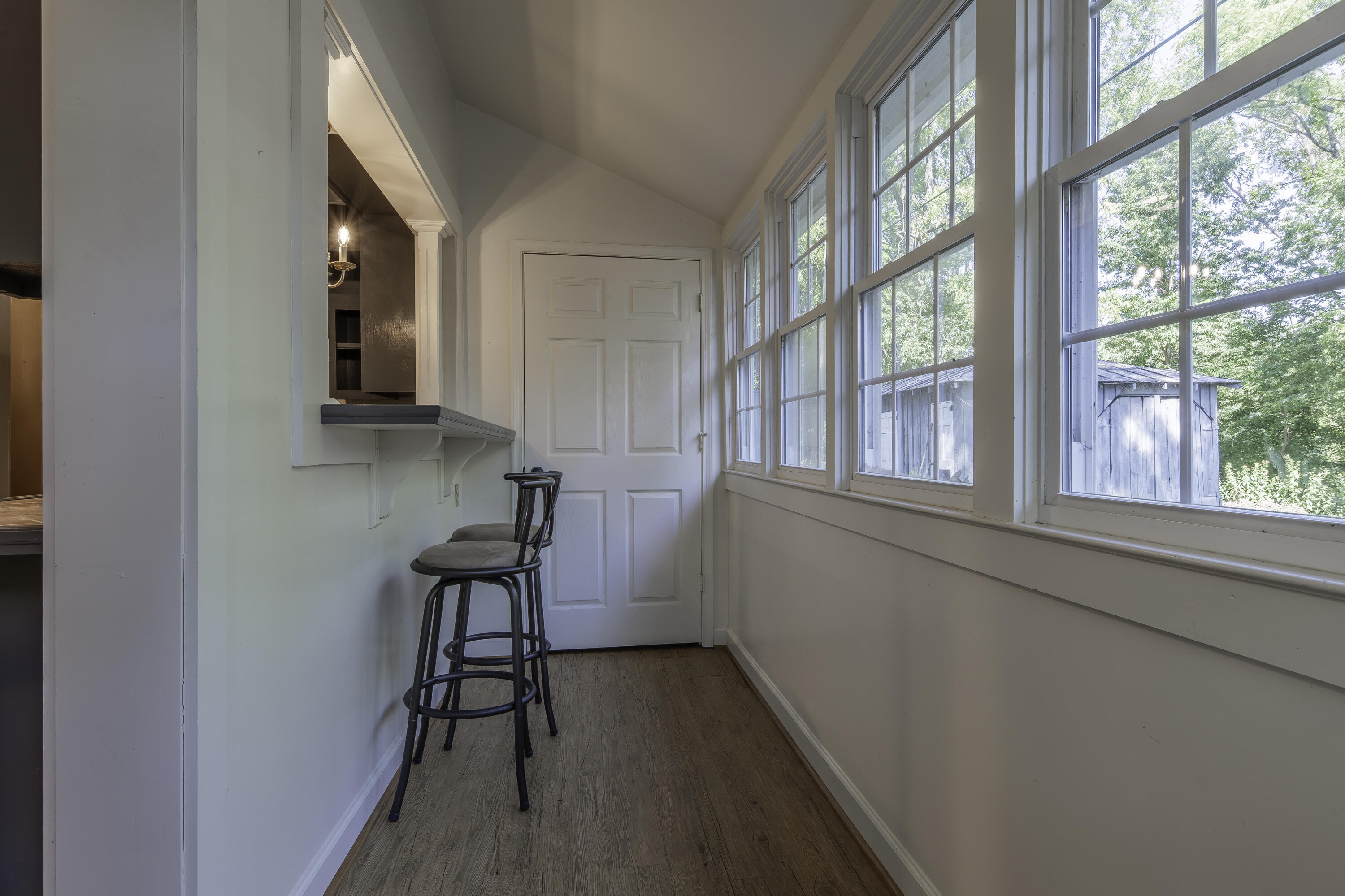 245 W 26TH St