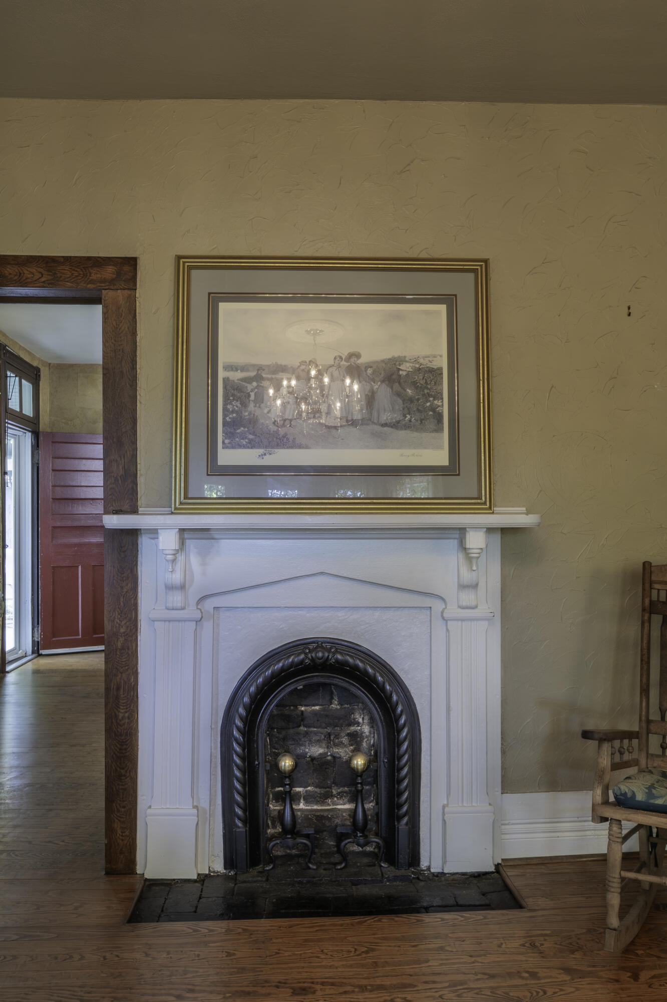 245 W 26TH St