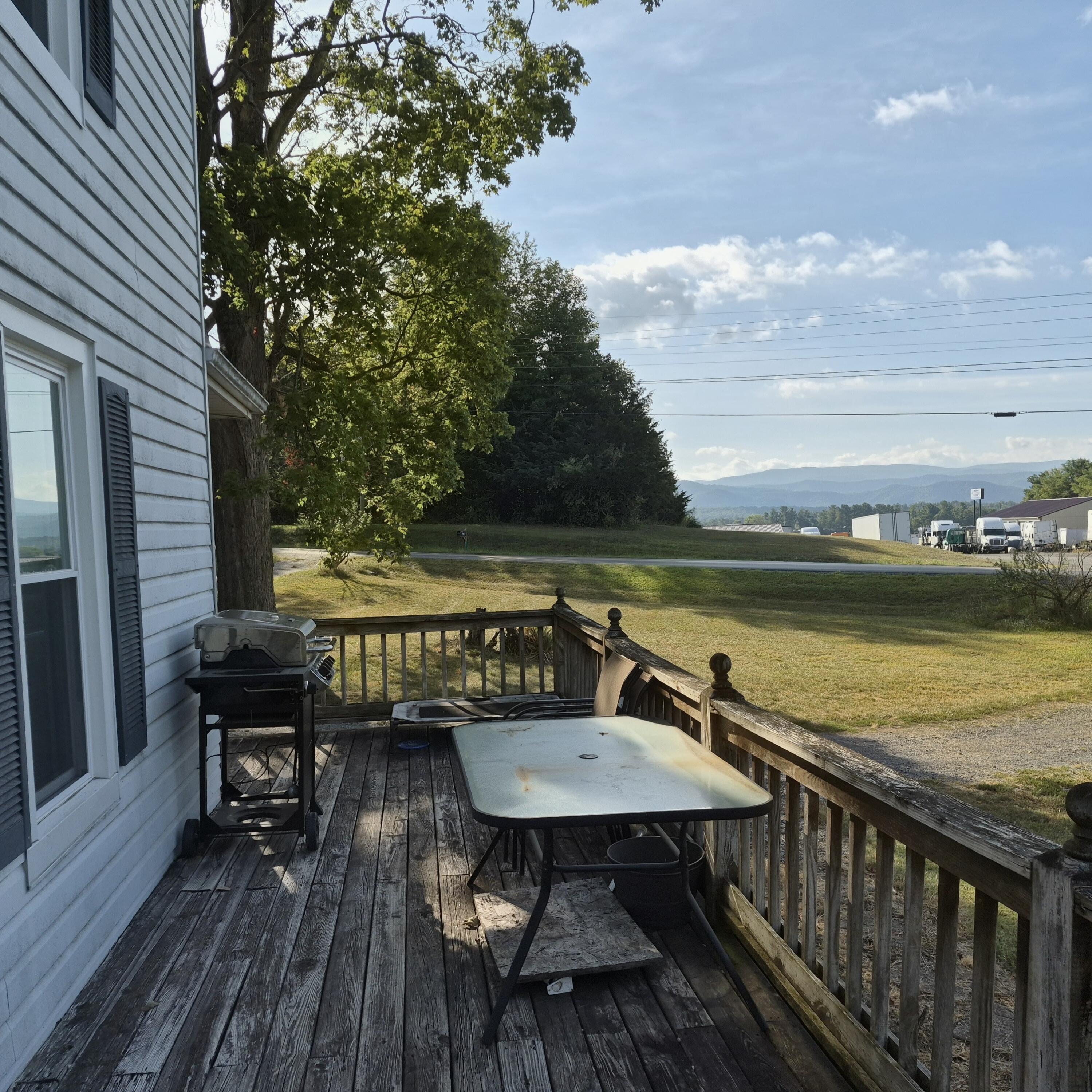531 Oakland Cir