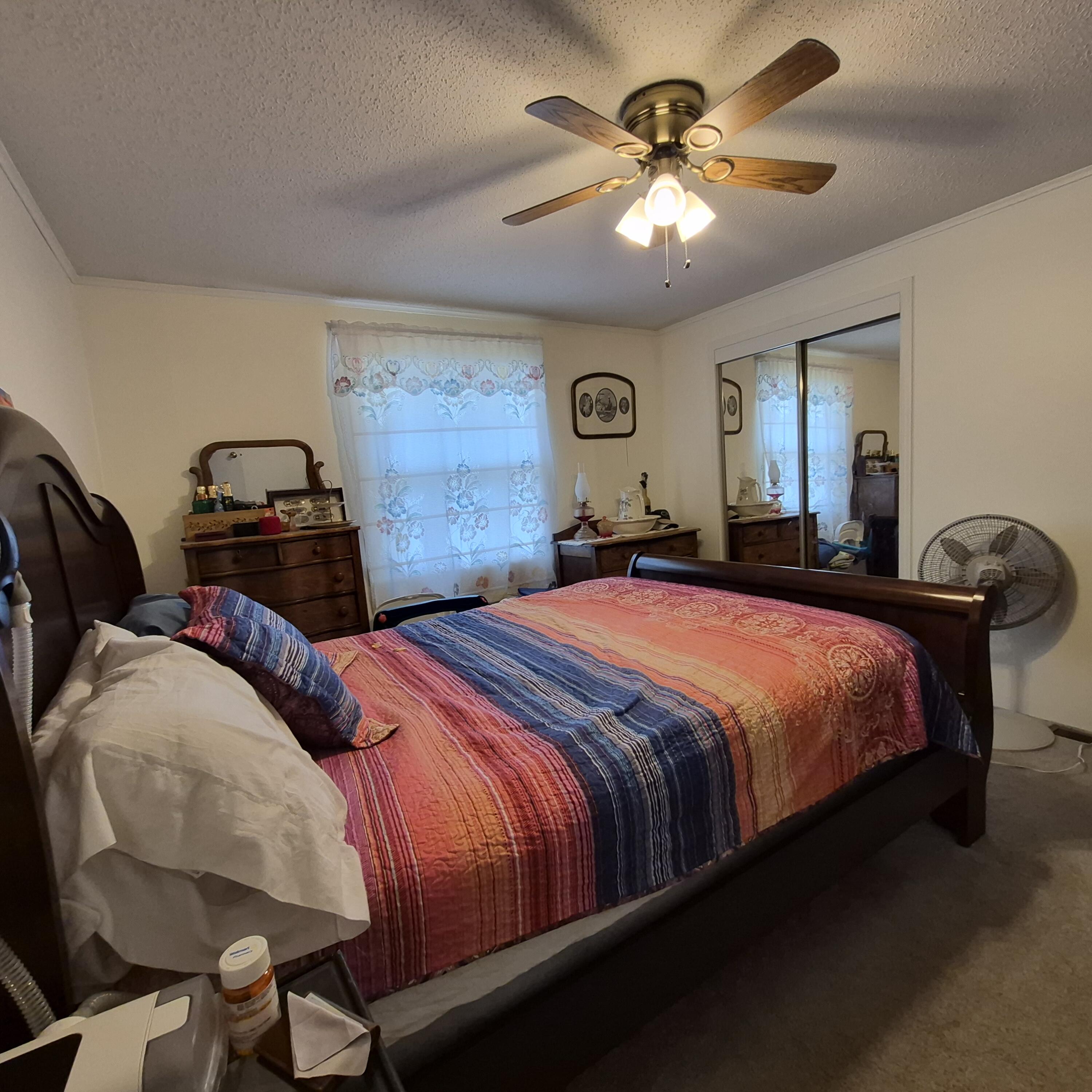 98 ACORN Ln