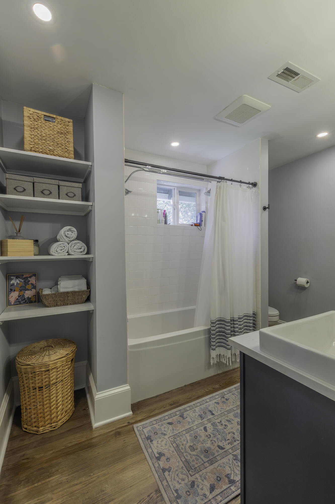 15 WESTSIDE Ct