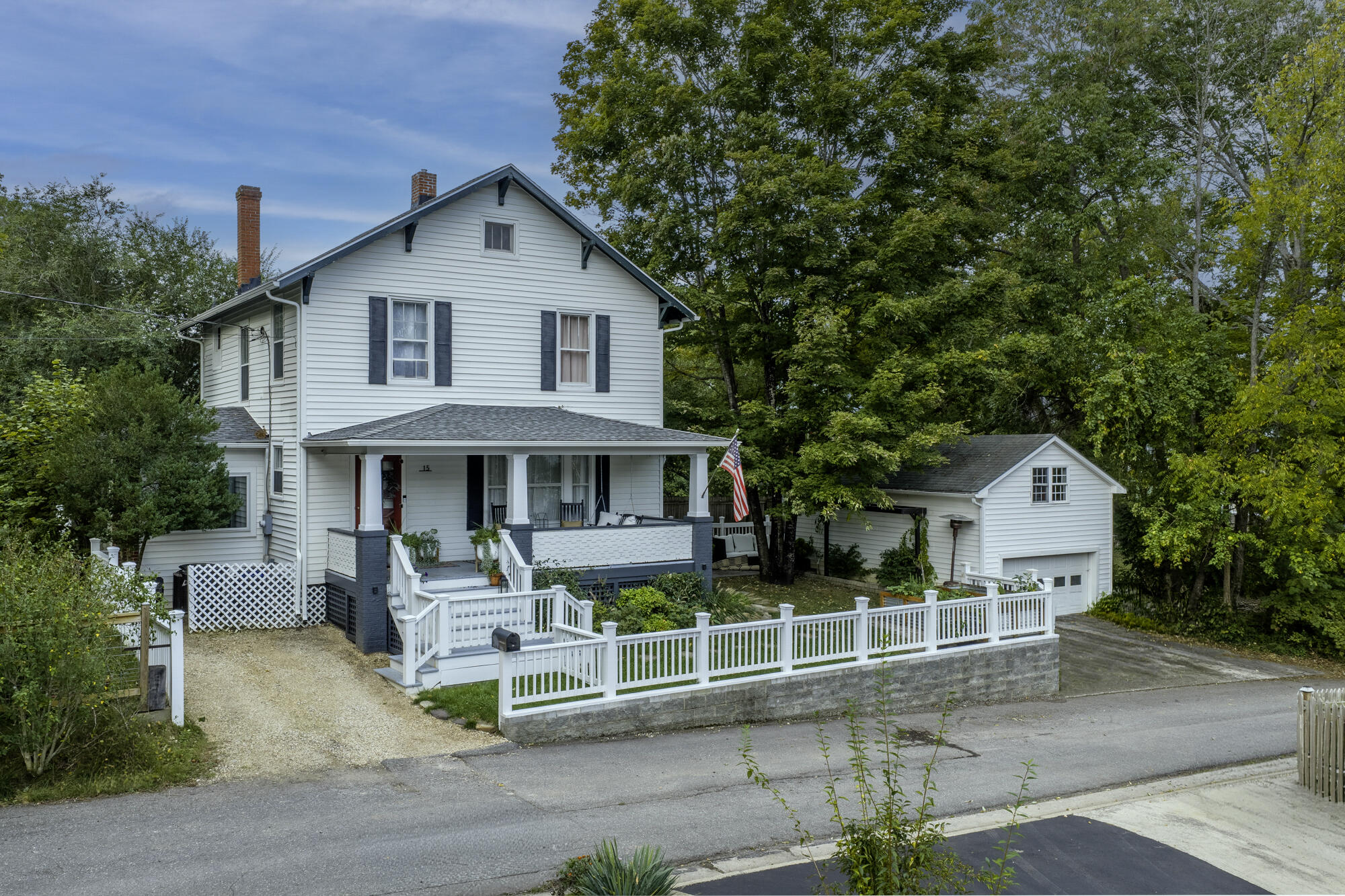 15 WESTSIDE Ct
