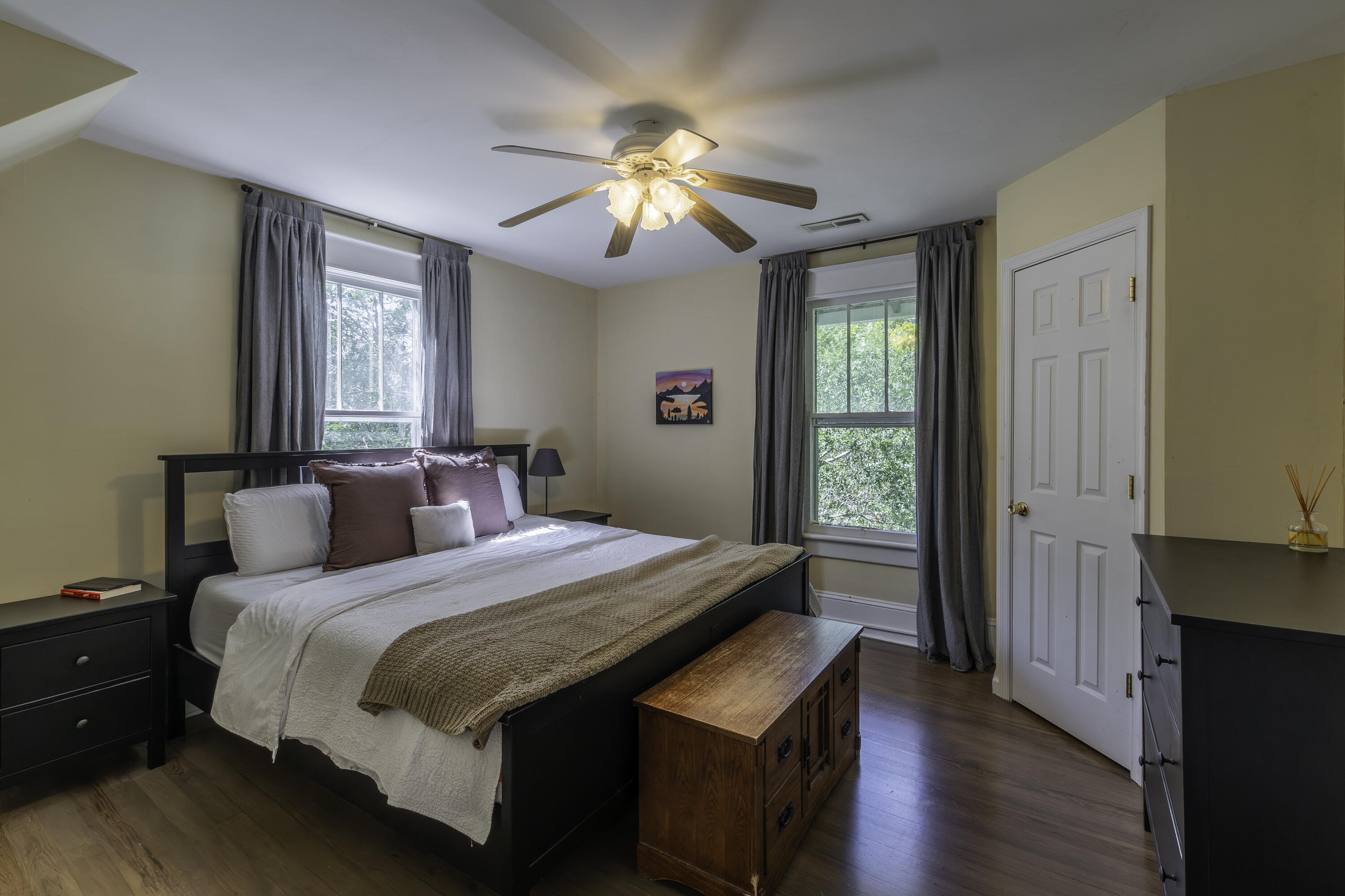 15 WESTSIDE Ct