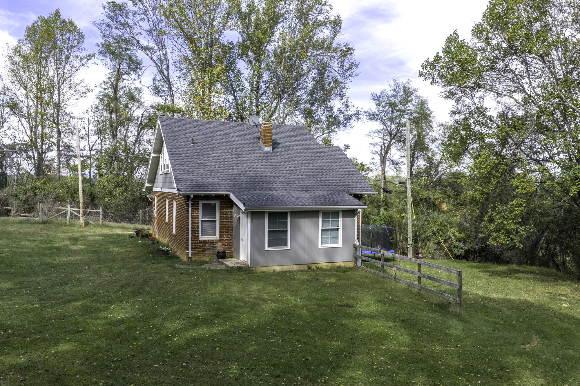 390 Blue Hills Ln