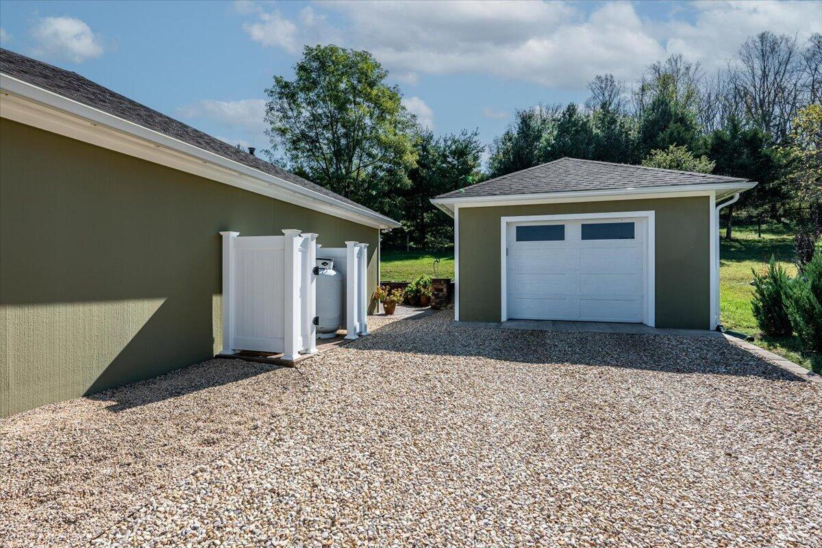 247 New Cameron Dr